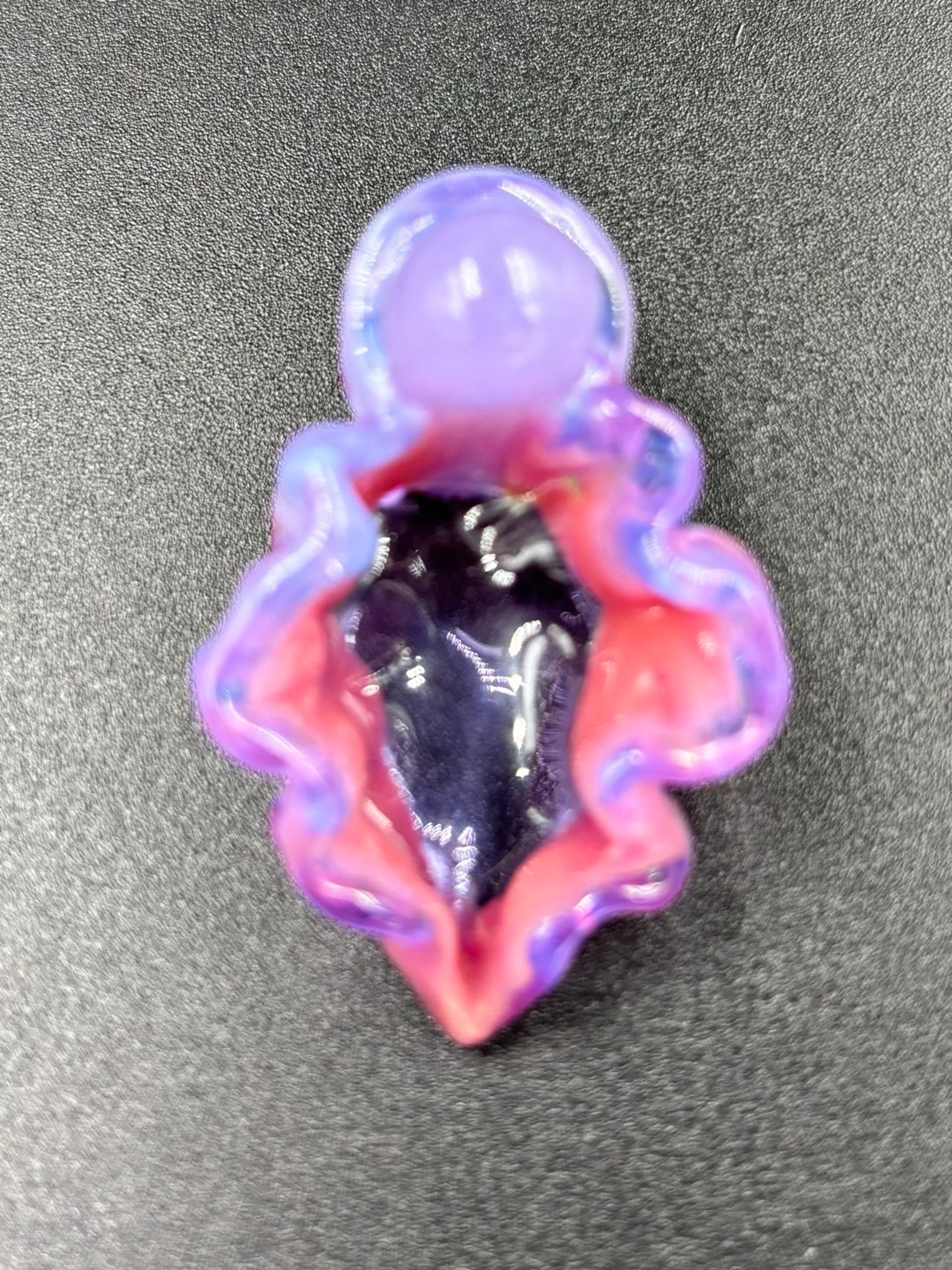 Preview pic of Chillery Bogart Vulva Pendant