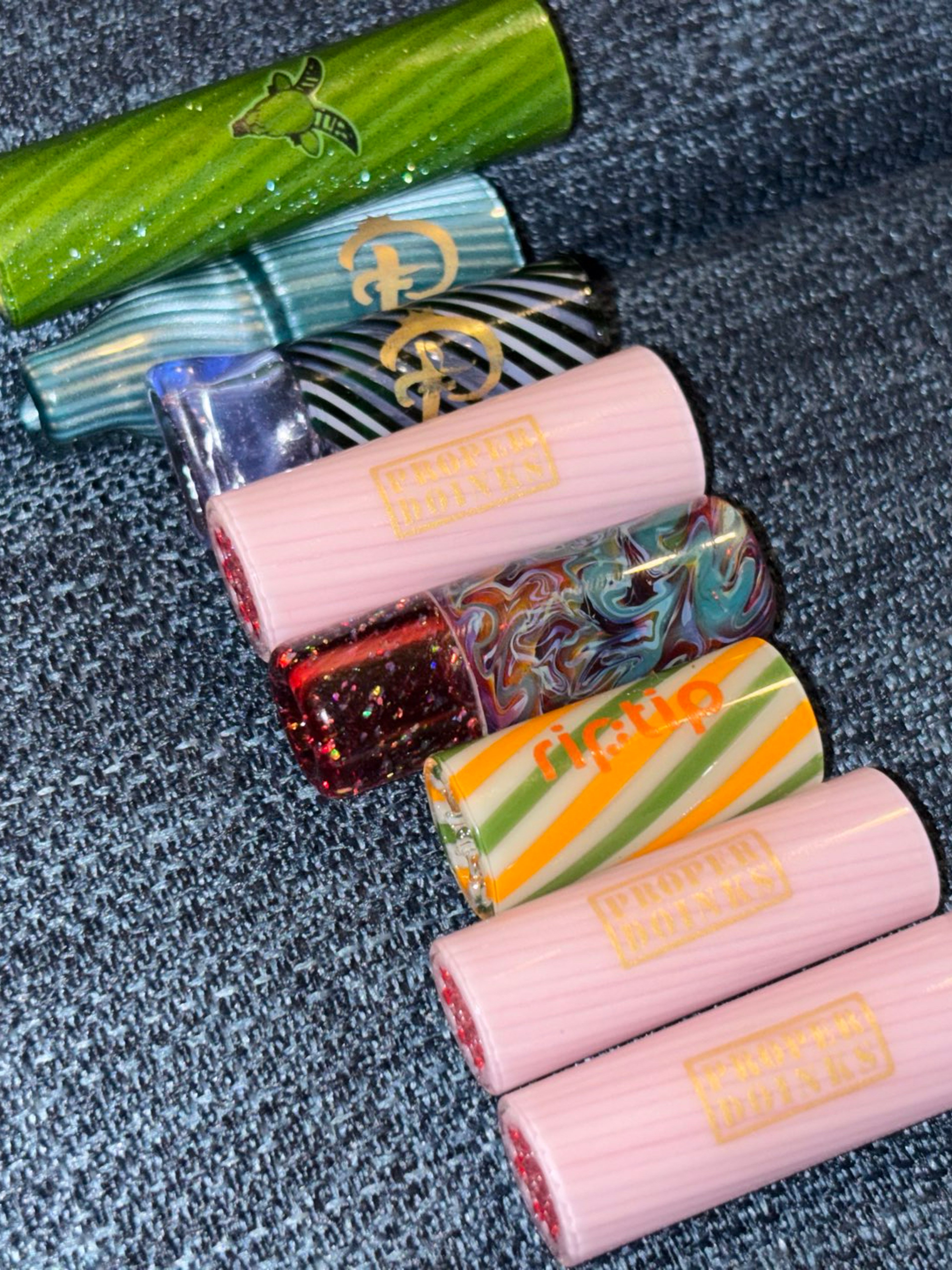 Preview pic of Glass Tips Available