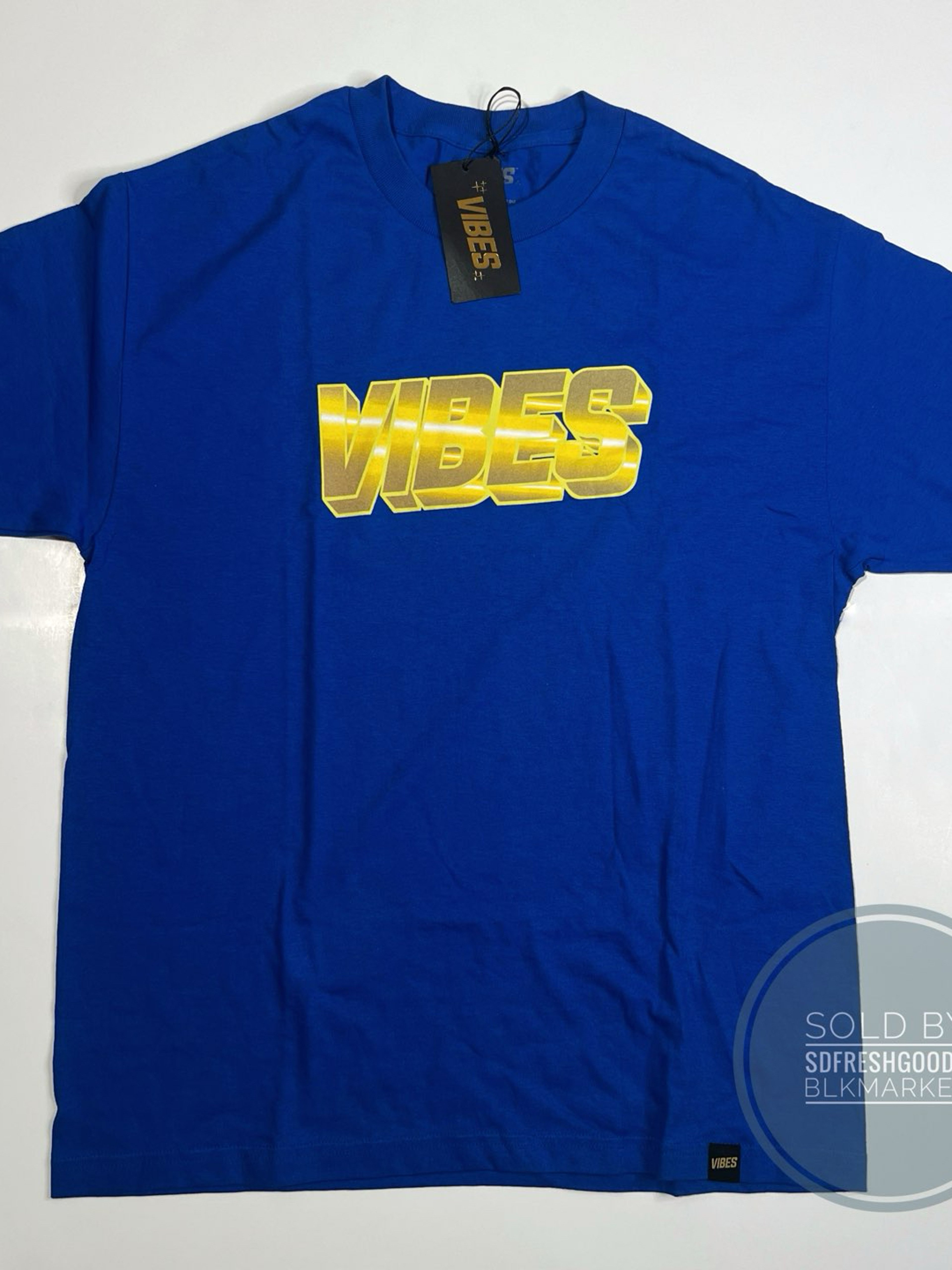 VIBES 14 Karat Short Sleeve Tee Large image 0