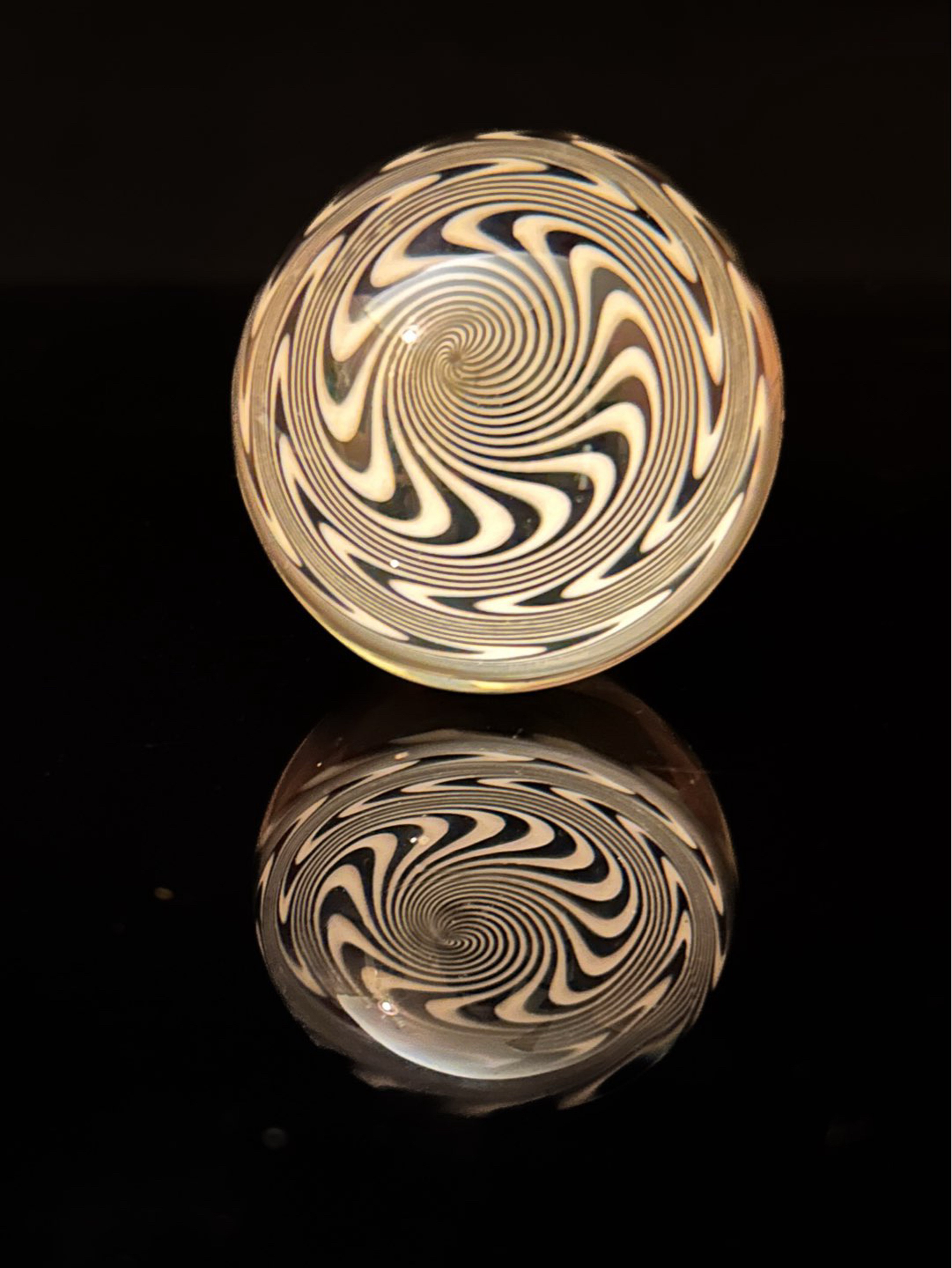 Black and white swirl mib image 0