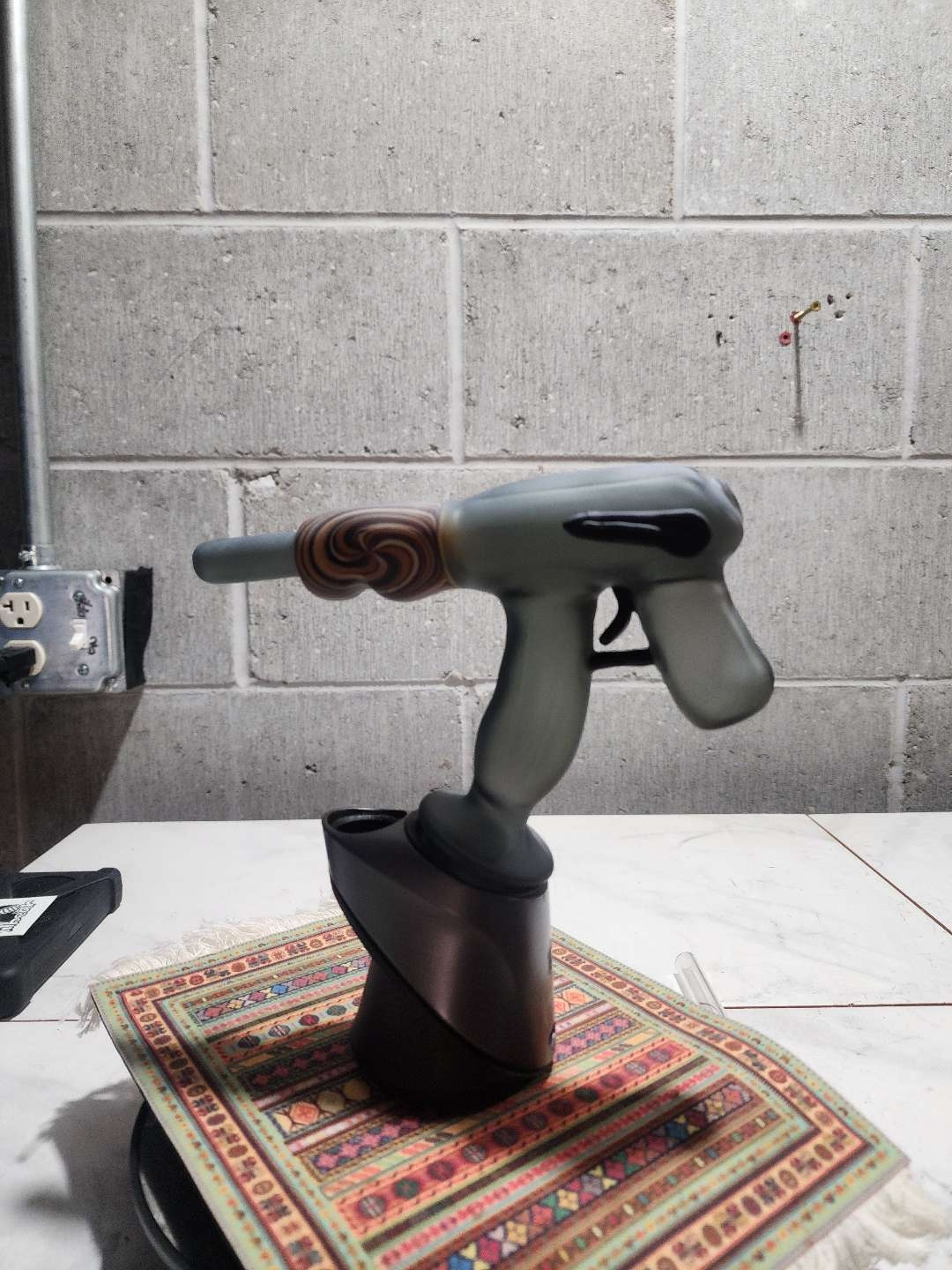 Preview pic of Mini Draco puffco attachment