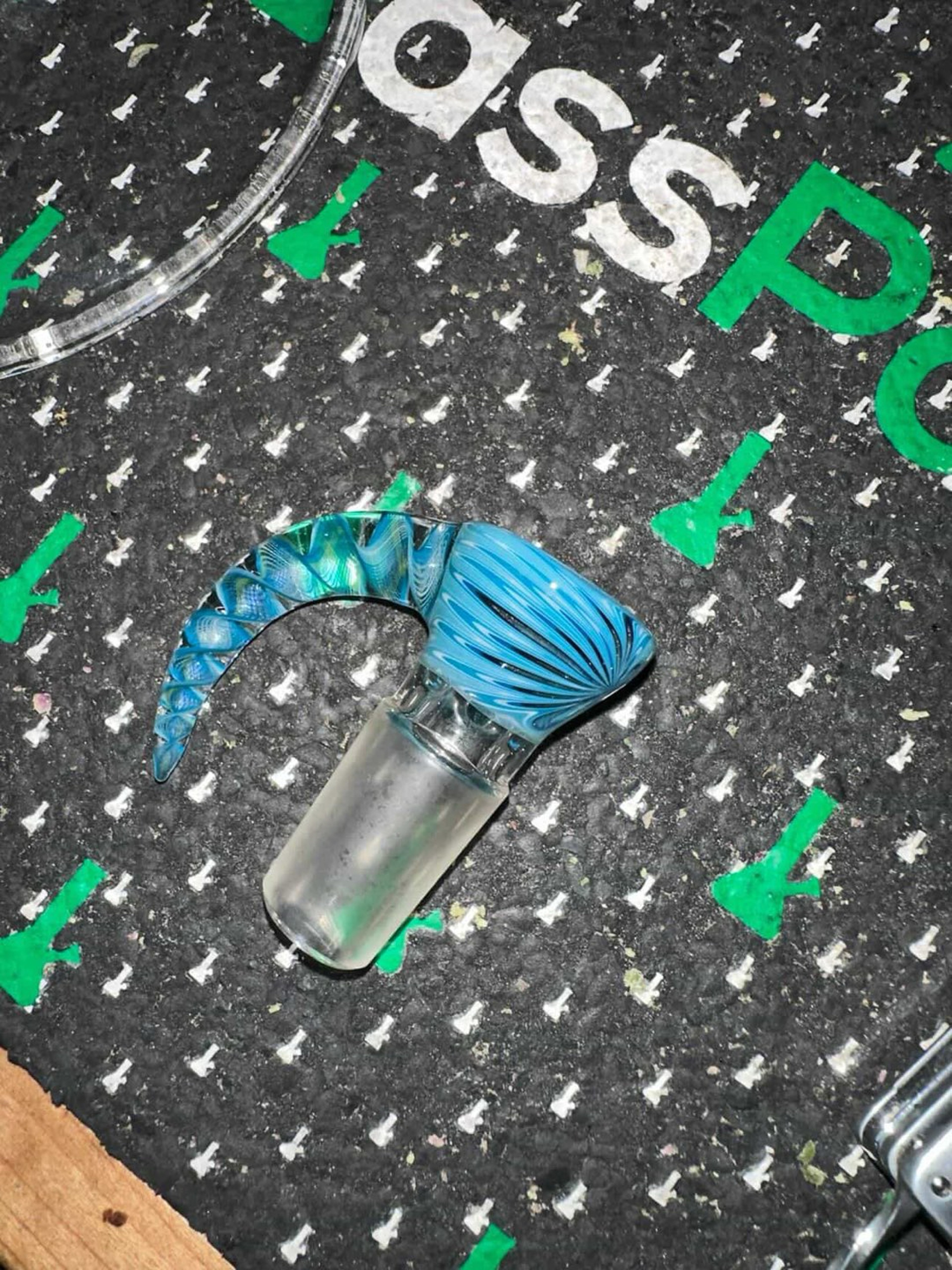 Preview pic of Custom Blue Bowtie Steve Slide