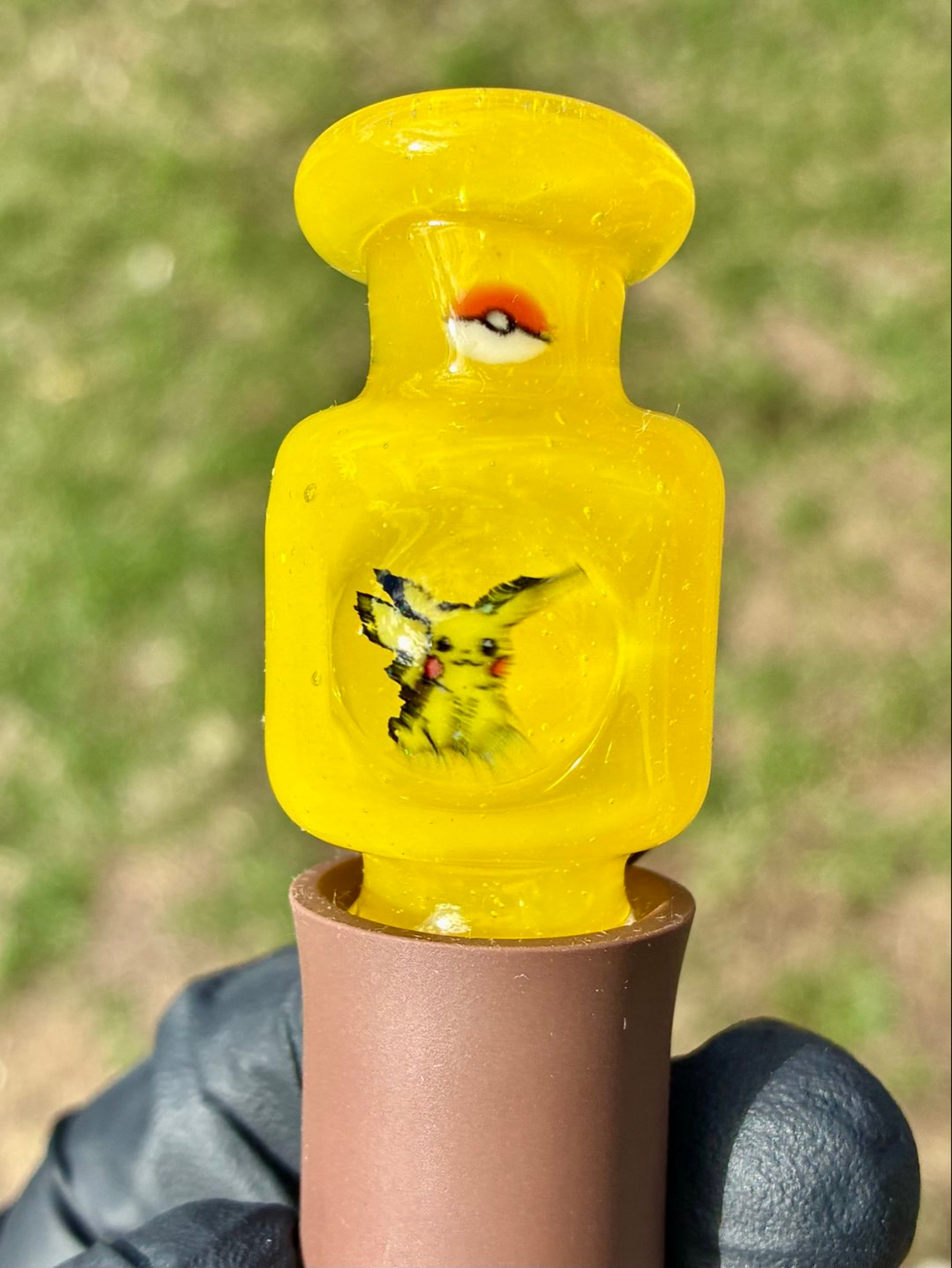 Pikachu pivot top saiyan glass image 0