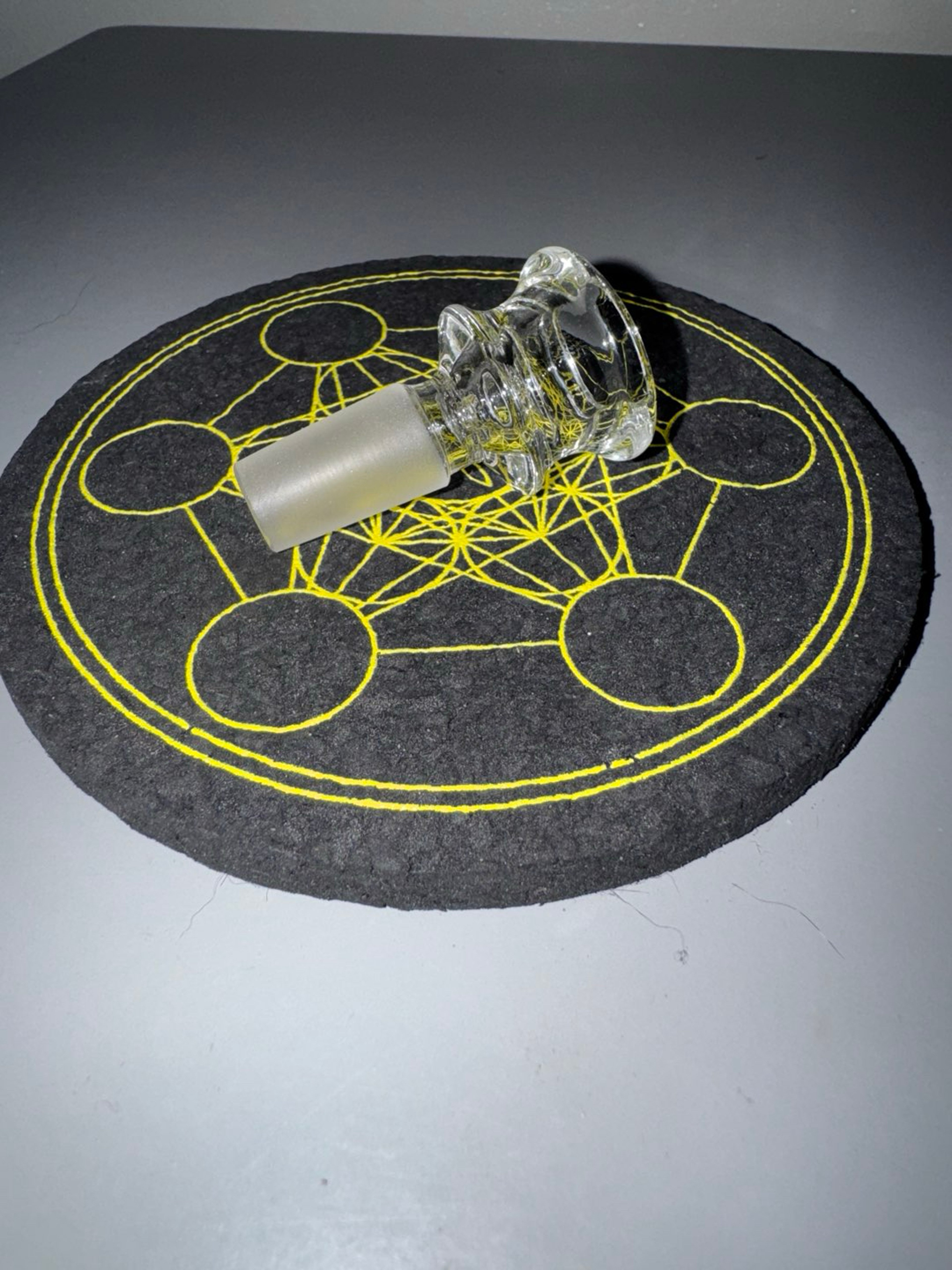 Preview pic of Clear 4 Hole 14mm Glass Slide