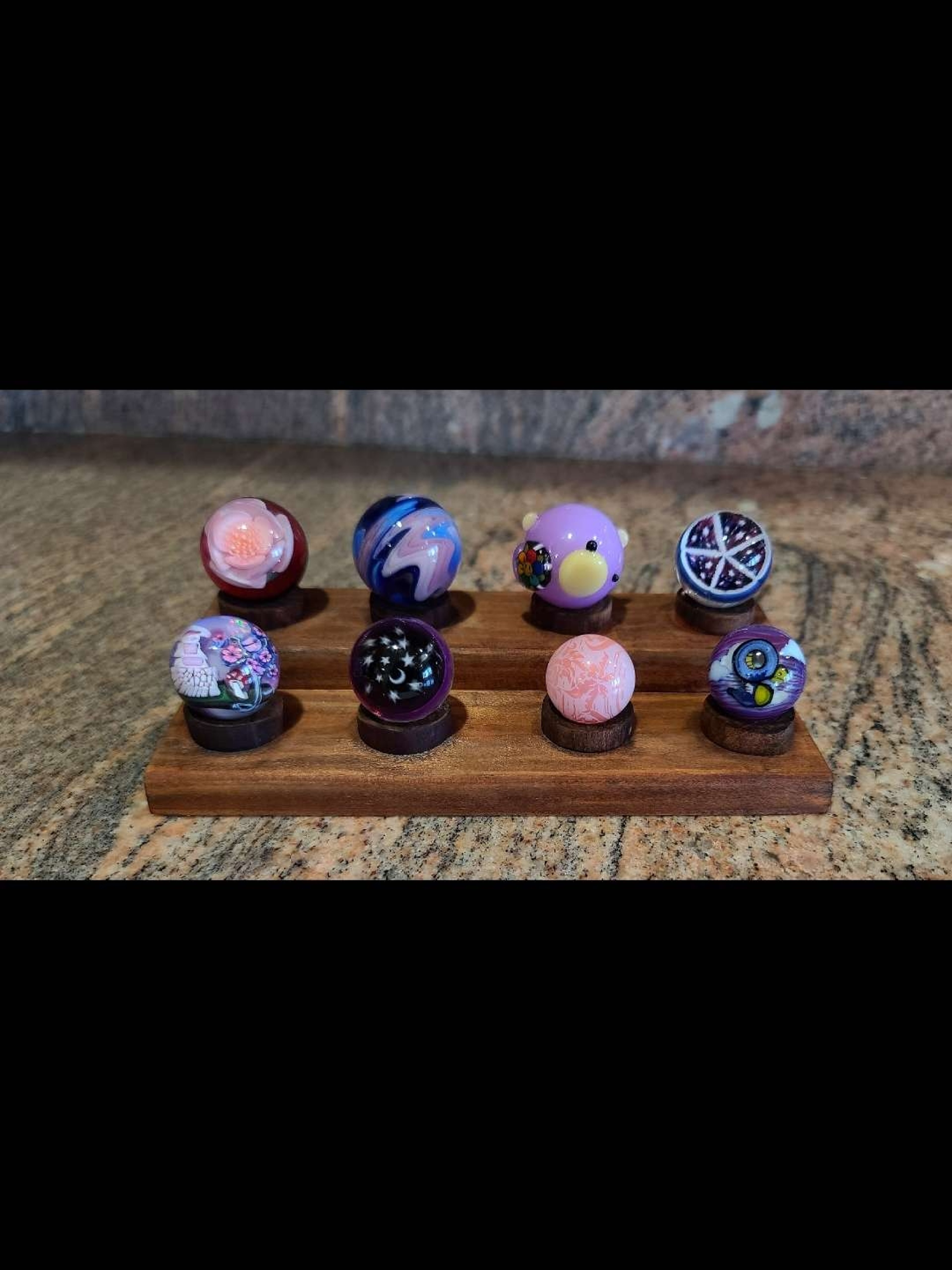 8 marble display image 0
