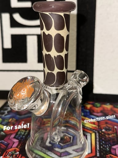Preview pic of Robertson giraffe tube