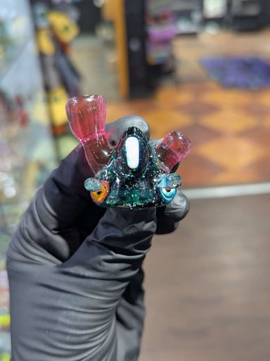 Preview pic of Tonic 3rd Eye Lerk Head Pendant by Lerk The World Glass