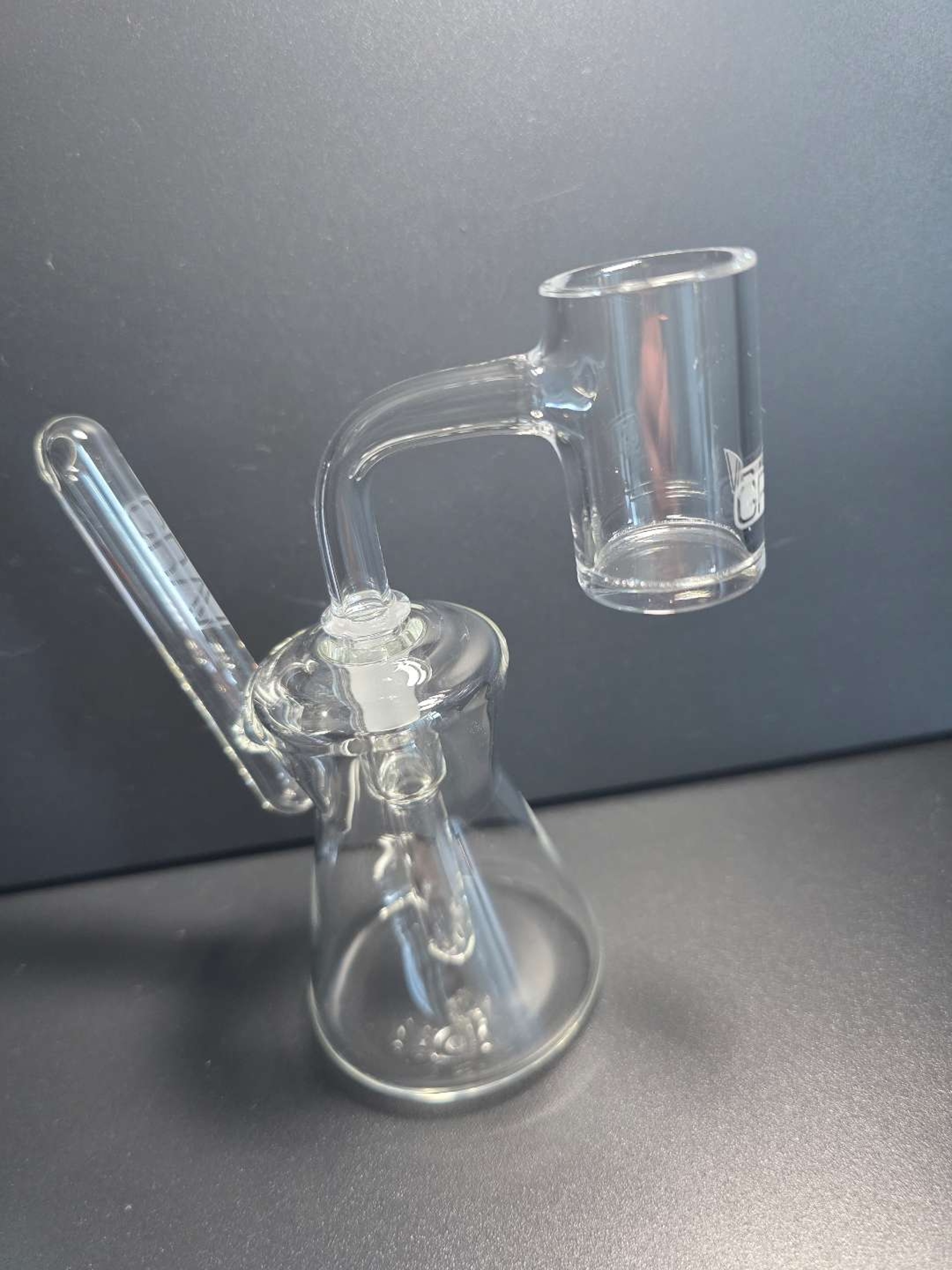 Preview pic of GRAV Hourglass Pocket Bubbler
