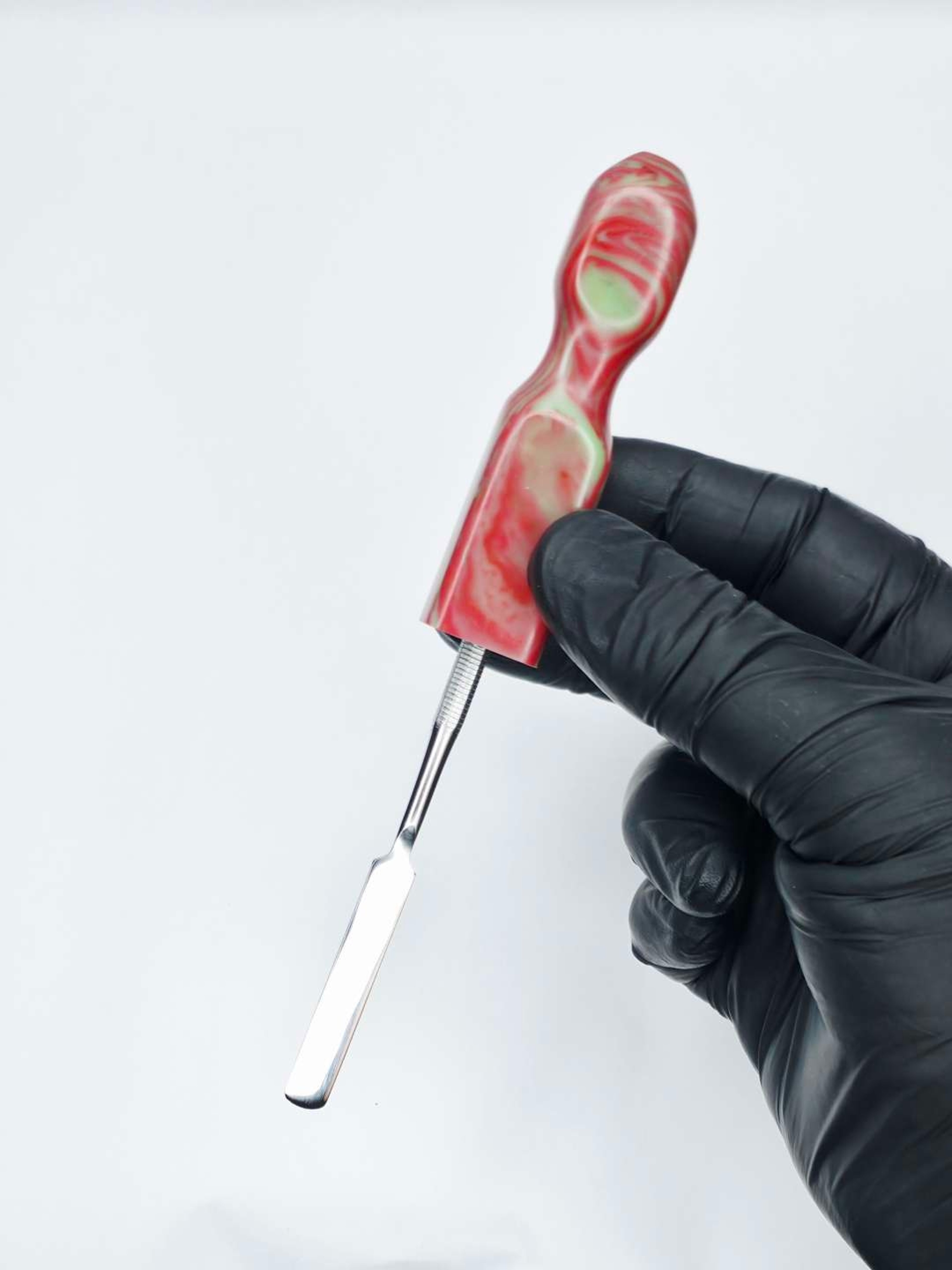Crimson Chill Dab Tool - by The Mellow Box image 0