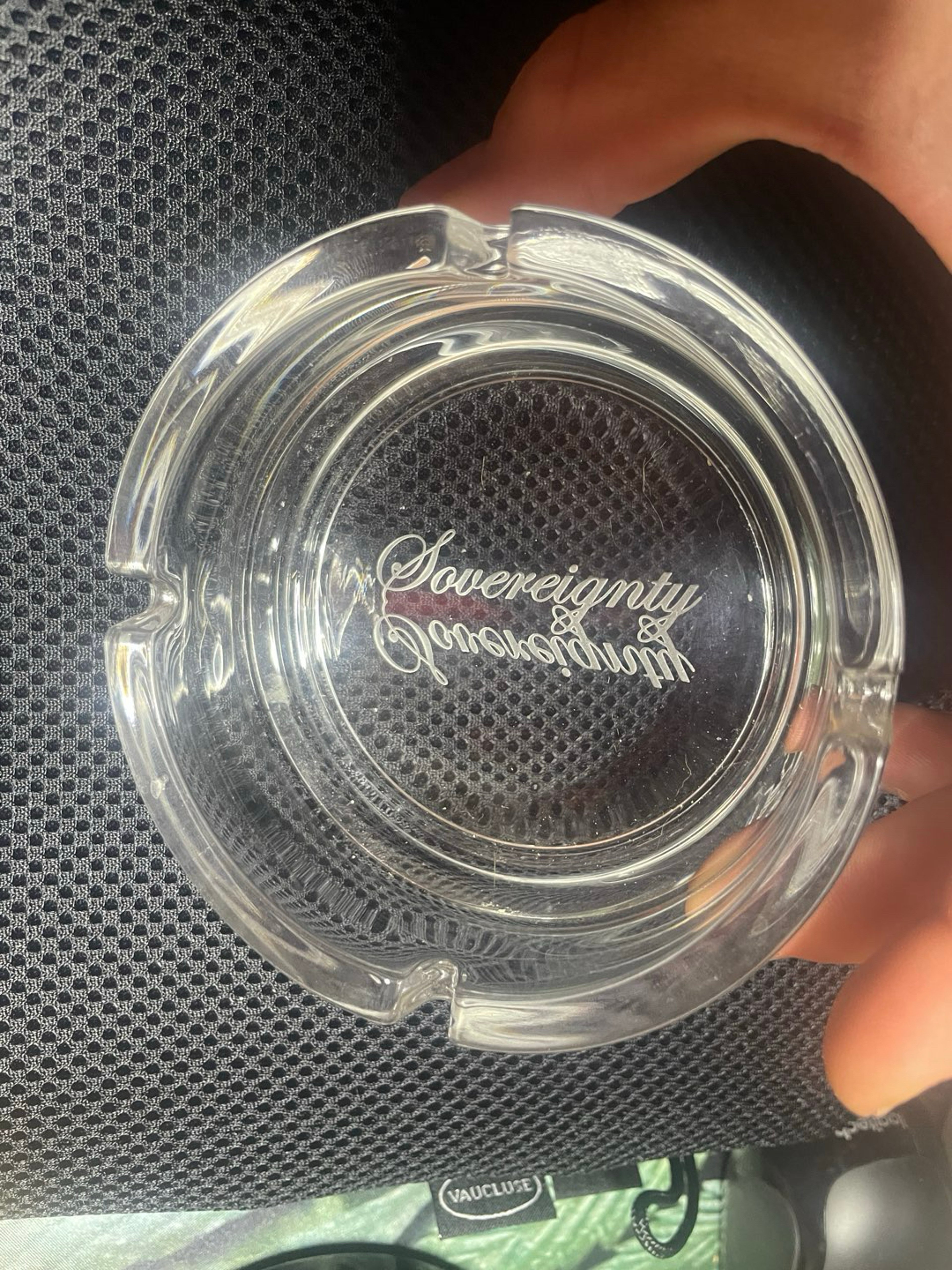 Preview pic of Sovereignty Clear Glass Ash Try