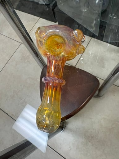 Preview pic of amber purple frit pipe