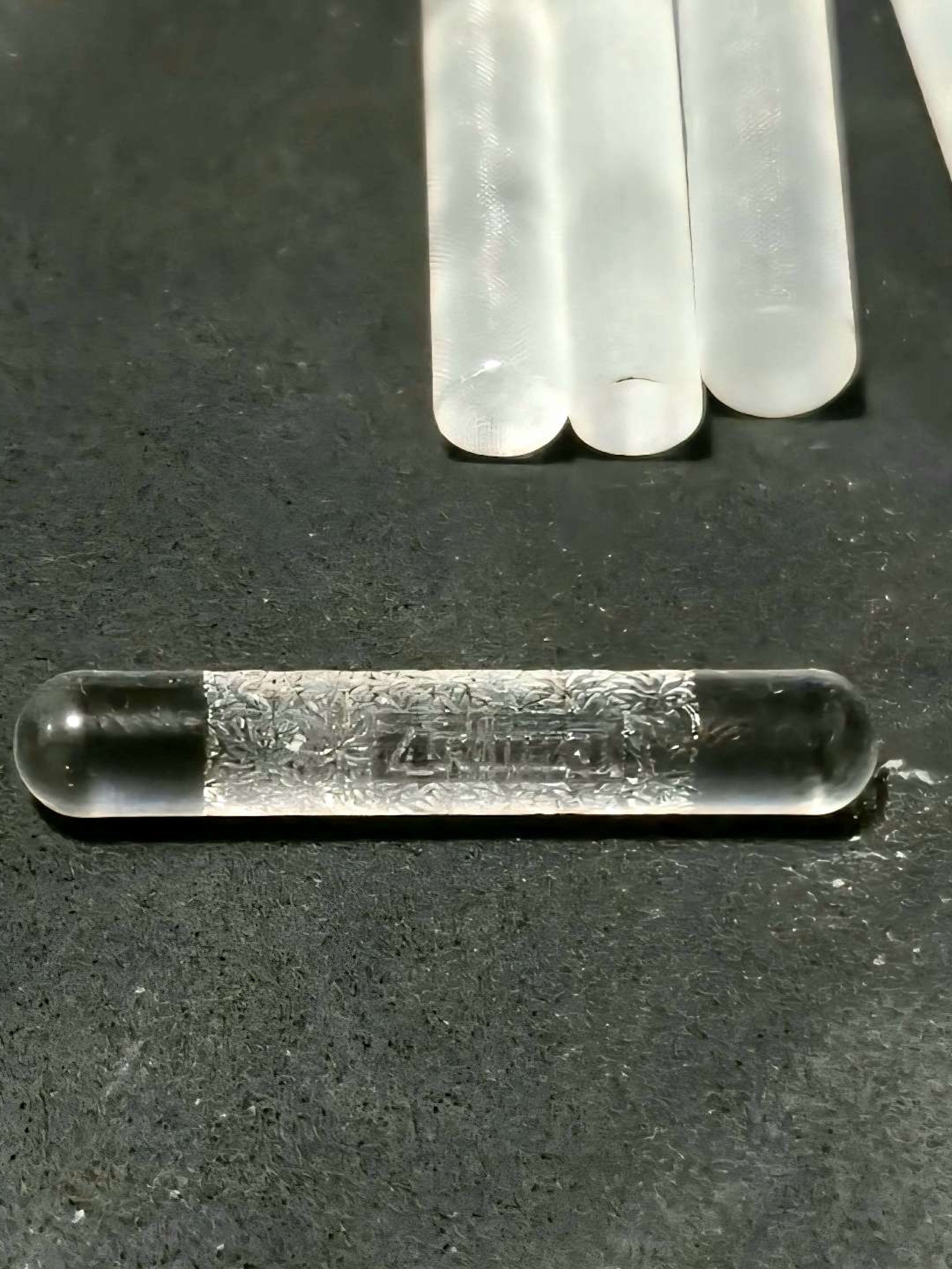 E.Ross4.0 Solid Quartz Pillar image 0