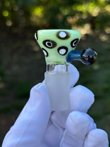 Preview pic of Dot Stack Slide Bowl