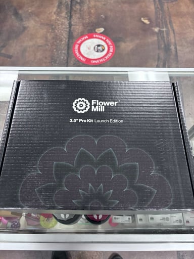Preview pic of Flower mill 3.5 pro kit launch edition