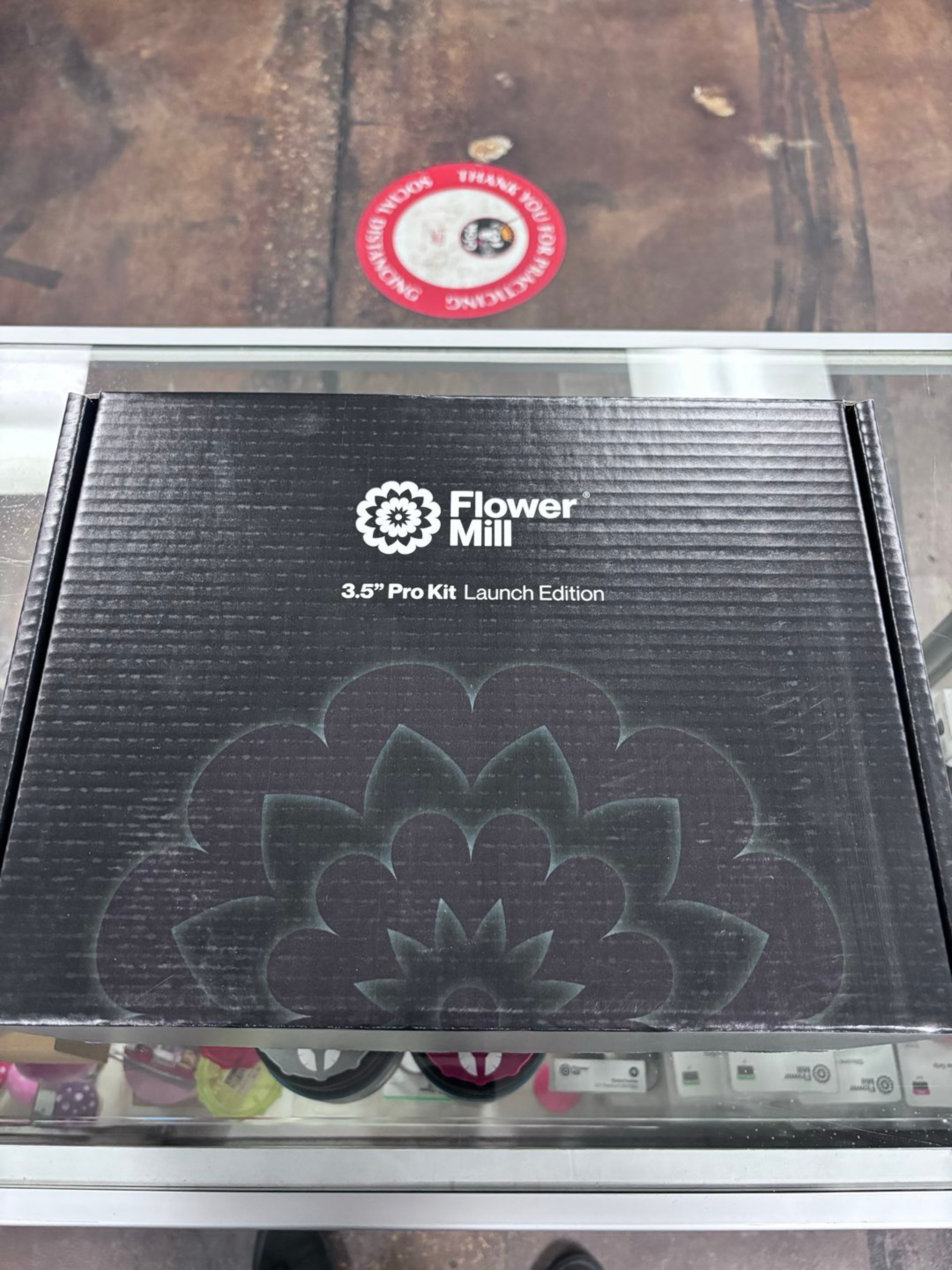 Preview pic of Flower mill 3.5 pro kit launch edition
