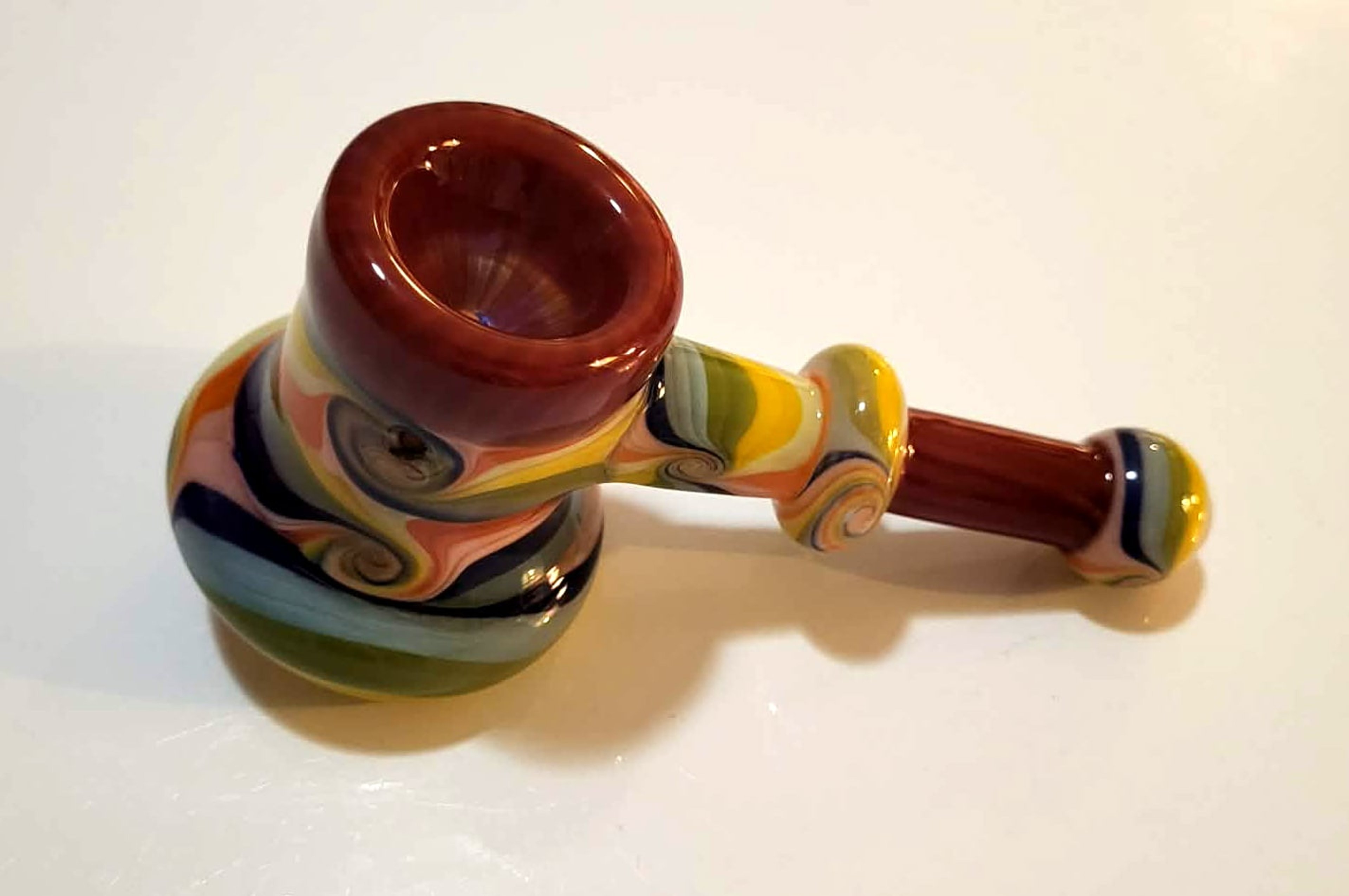 Preview pic of Multicolor Wigwag Hammer Pipe, Soft Swirl Design