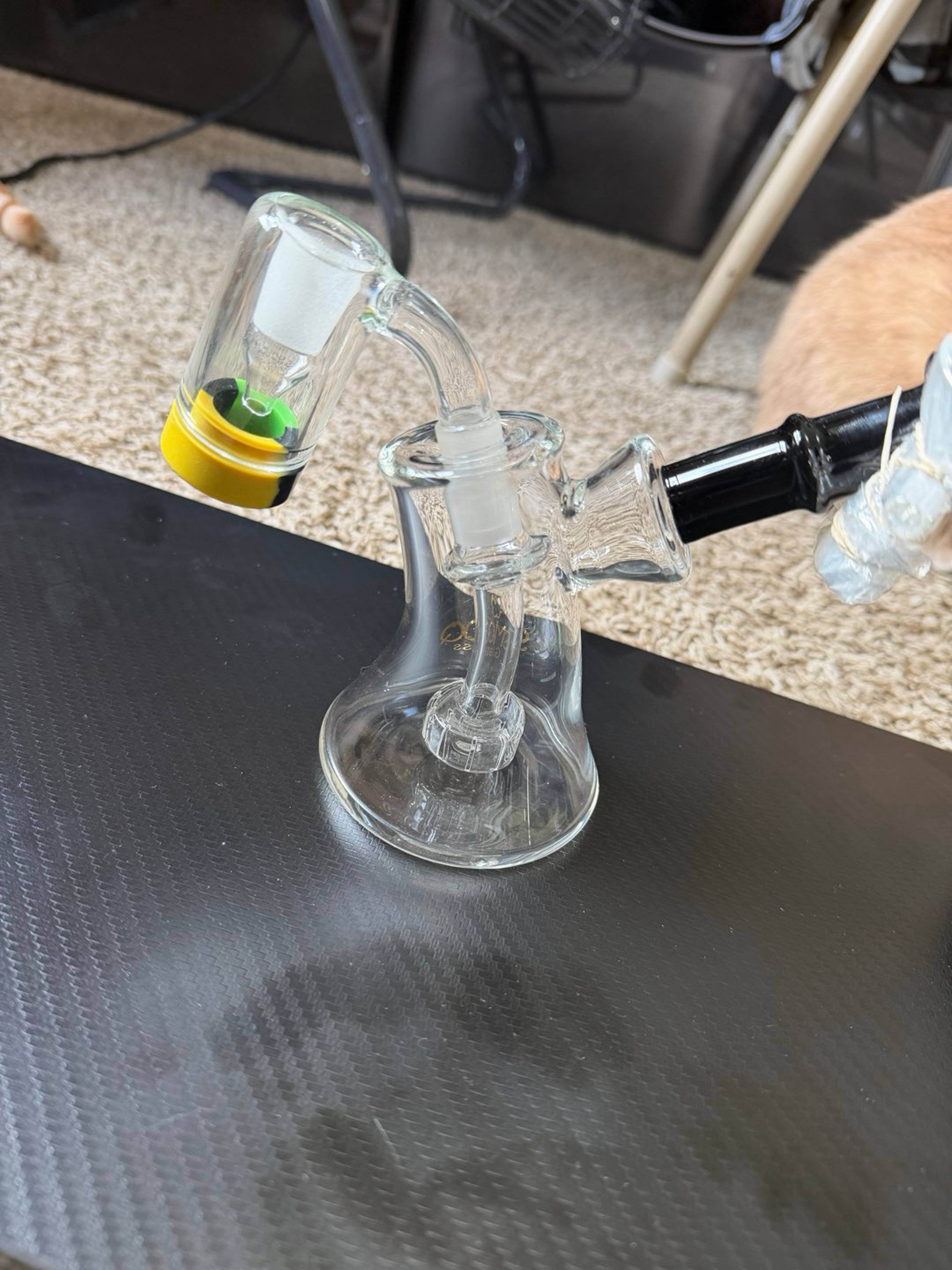 Preview pic of SmoQ Dab Rig