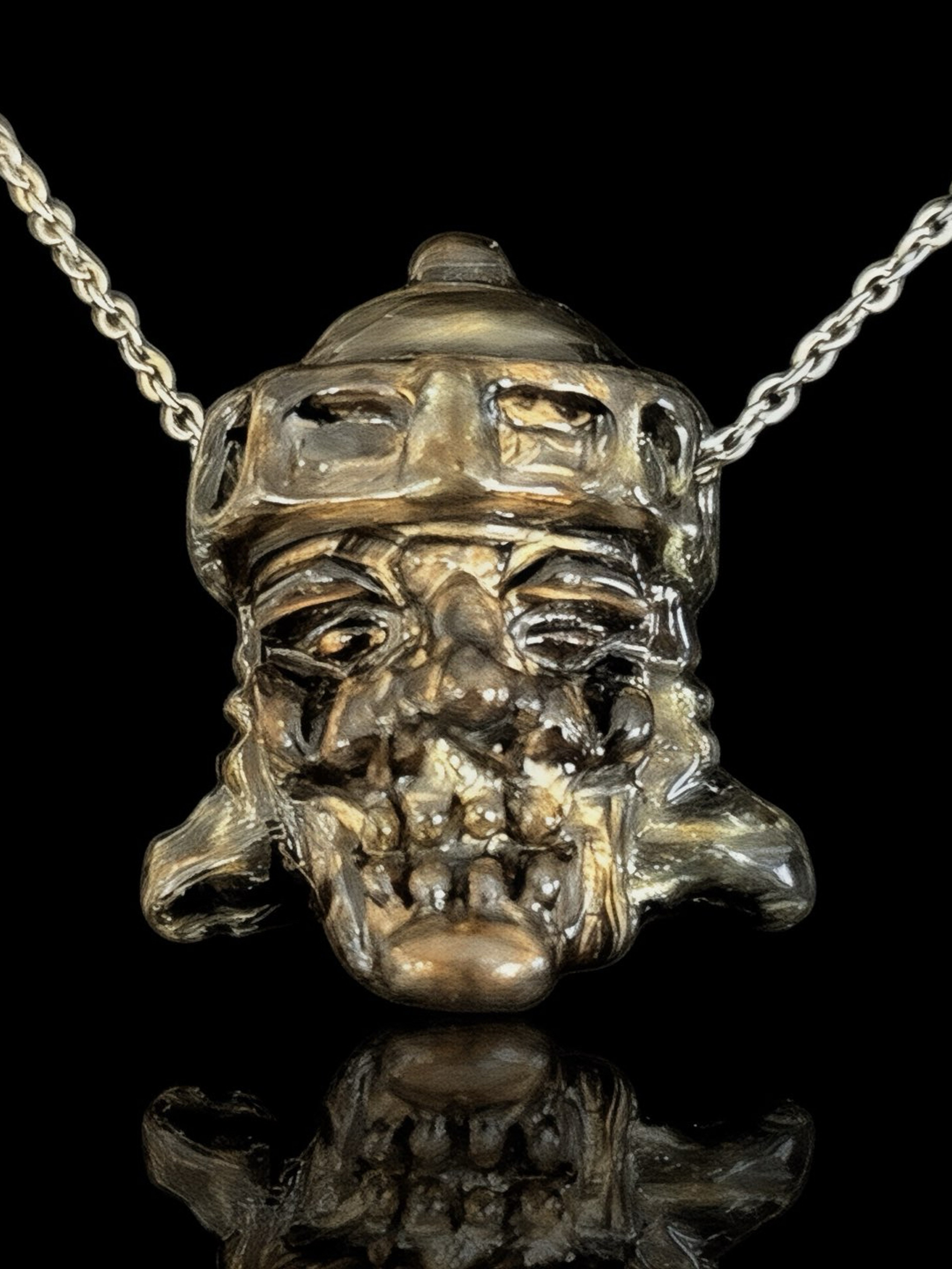 Preview pic of Conversion Glass War Helm #3 Pendant