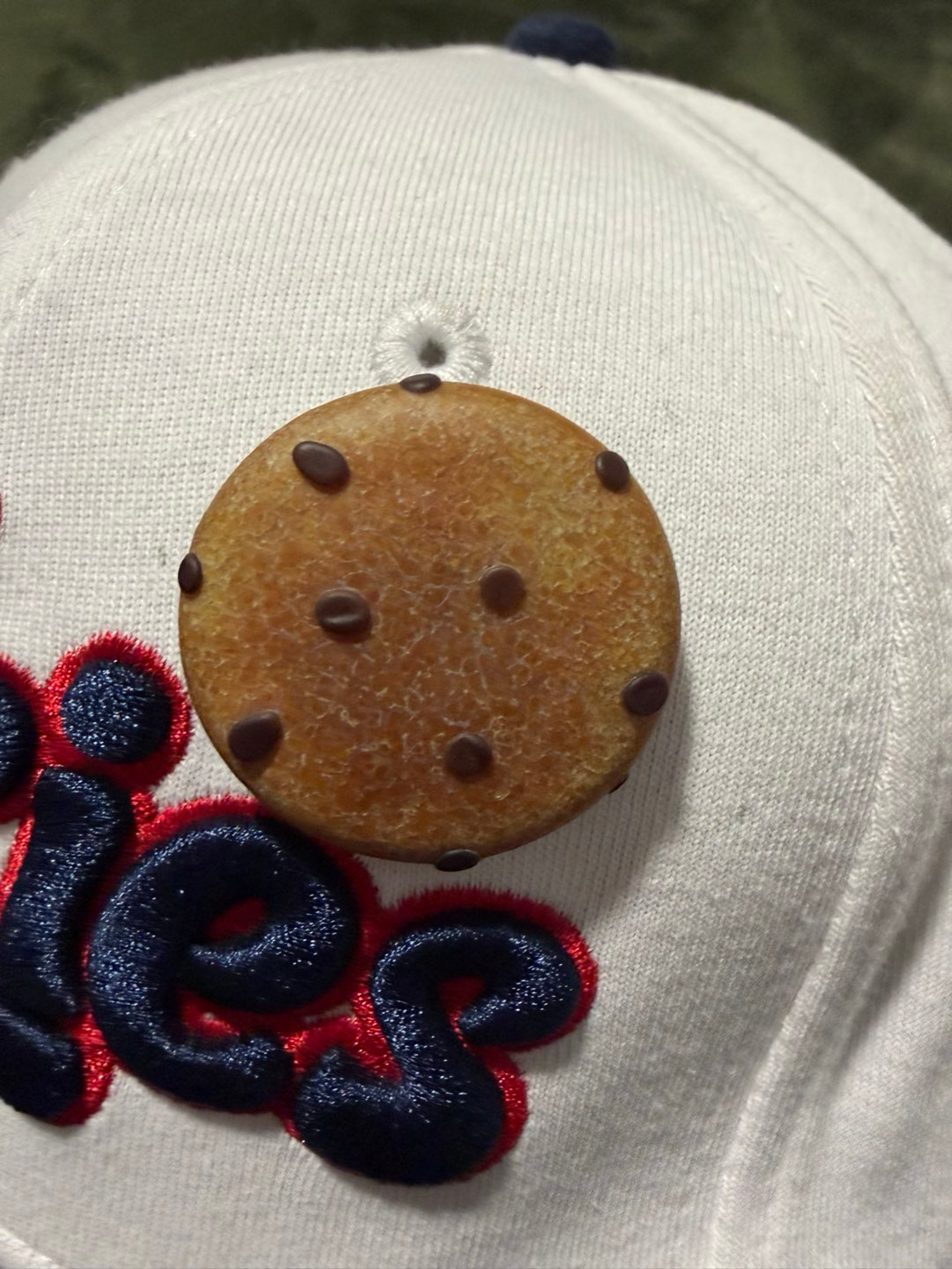 Preview pic of Cookie Hat Pin