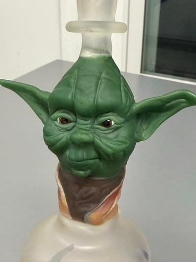 Preview pic of Star Wars Yoda bong or dab rig