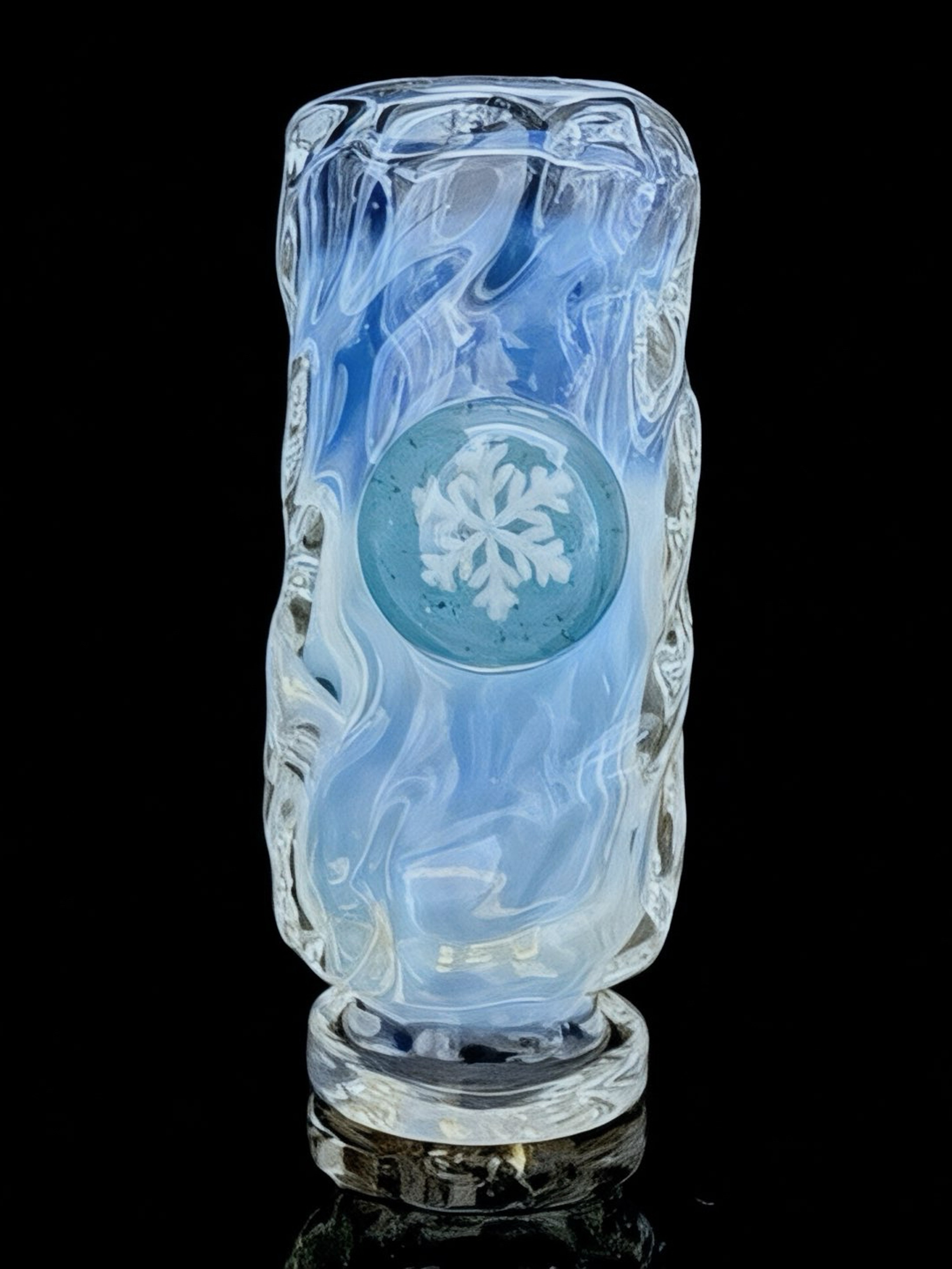 Chaka Glass Pivot Top image 0