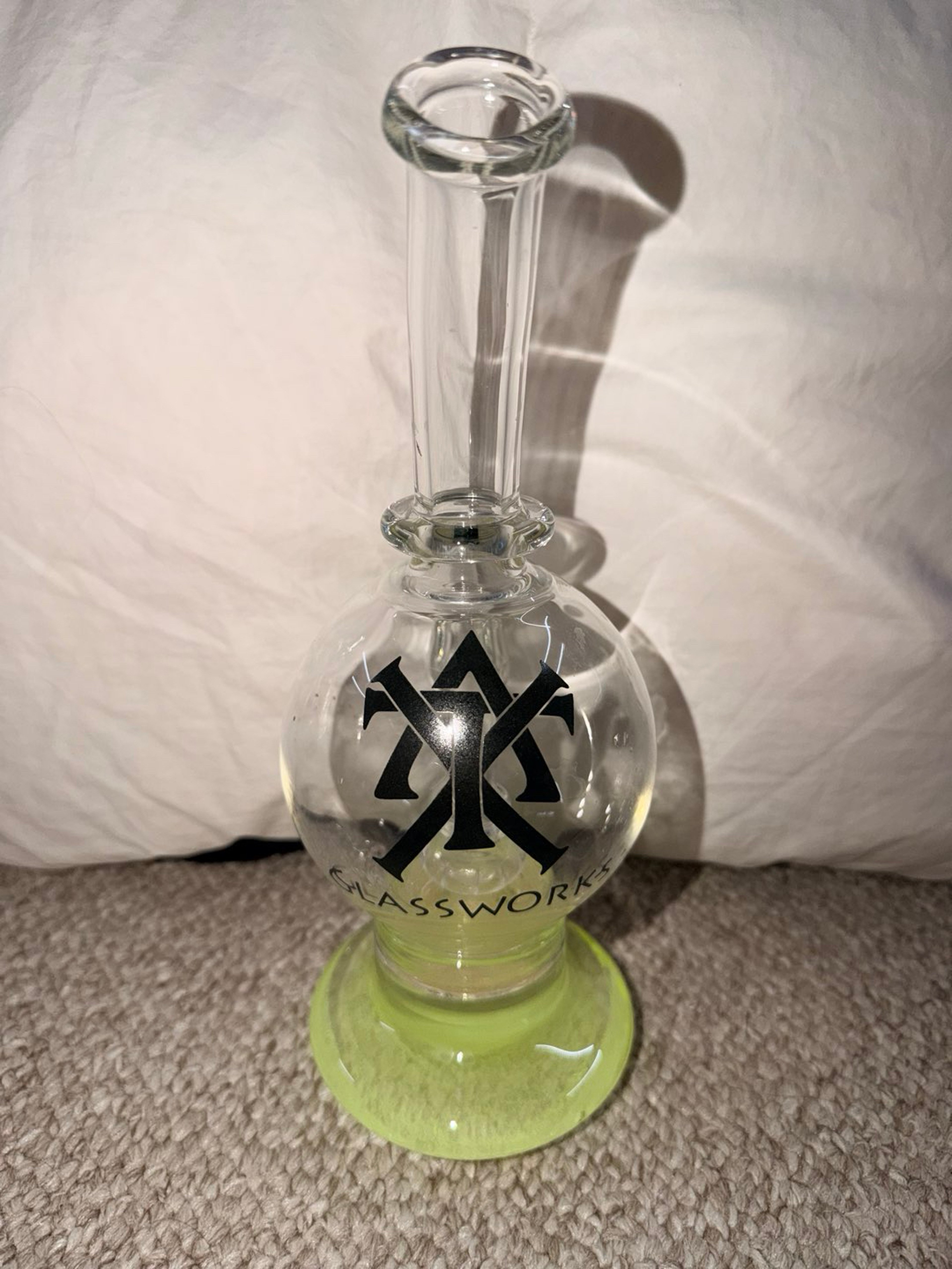 Preview pic of ATX Glassworks UV Reactive Rig