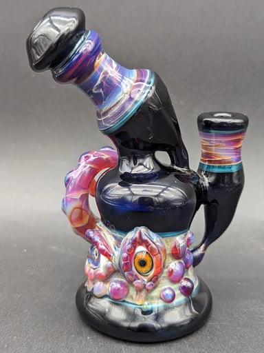 Preview pic of MAKO GLASS 5.5" SEA MONSTER DAB RIG #1