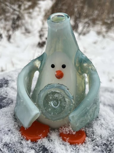 Preview pic of CHAKA GLASS FADED ICE CAVE PENGUIN DAB RIG