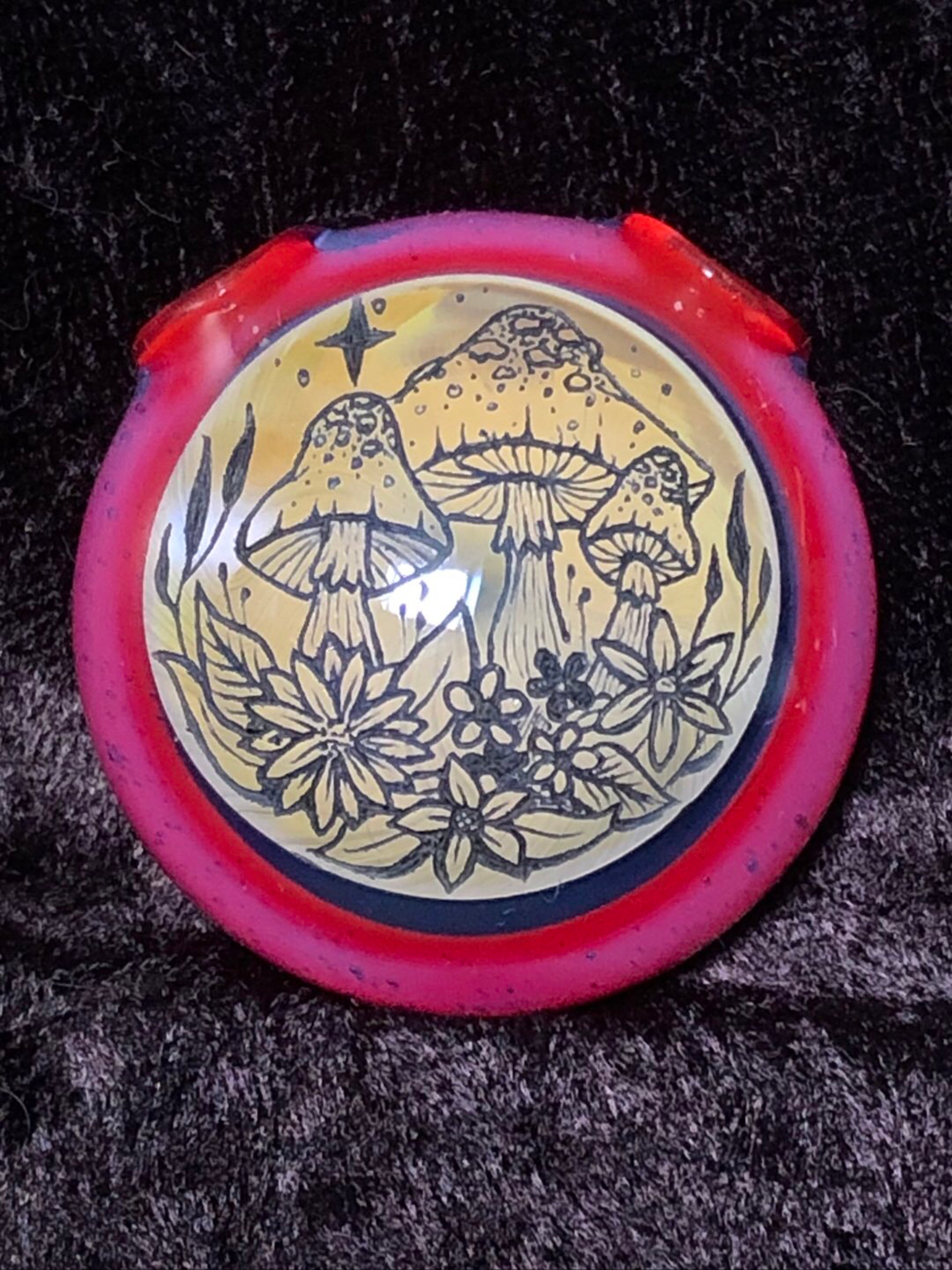 Preview pic of Mushroom Scene Engraved Pendant