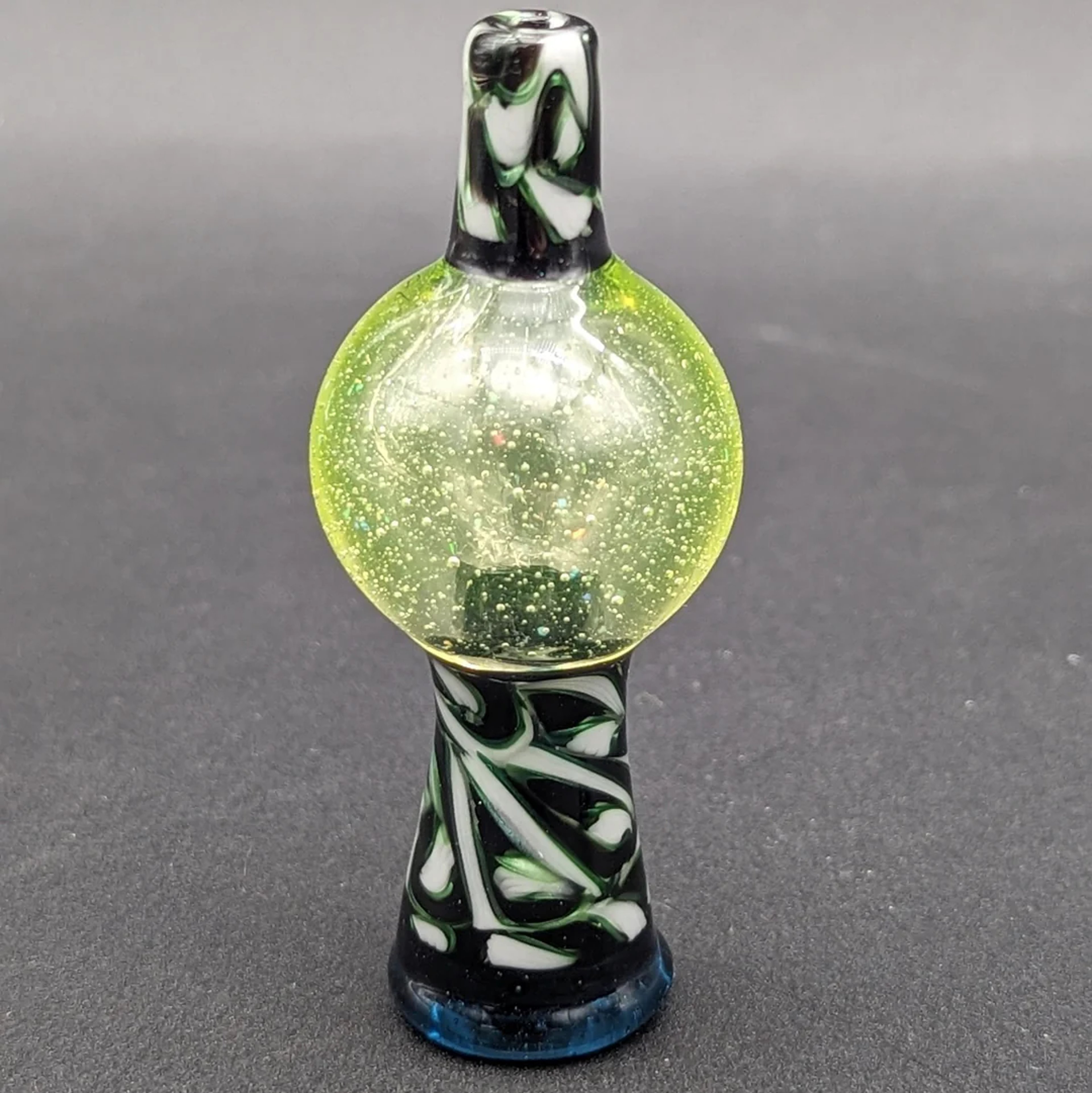 Preview pic of MAKO GLASS WORKED BUBBLE CAPS