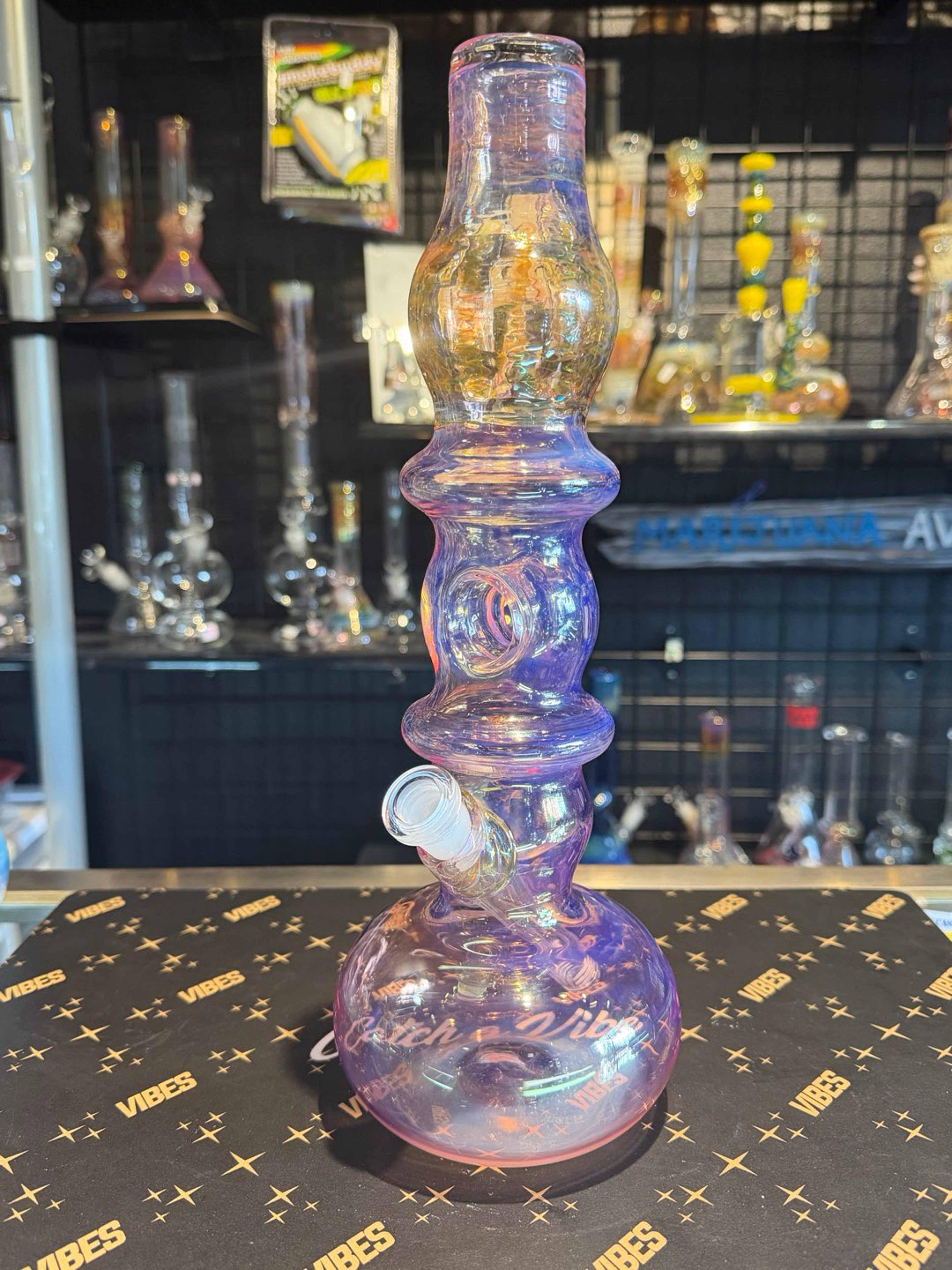 Preview pic of Evan Williams Fumed Donut Beaker