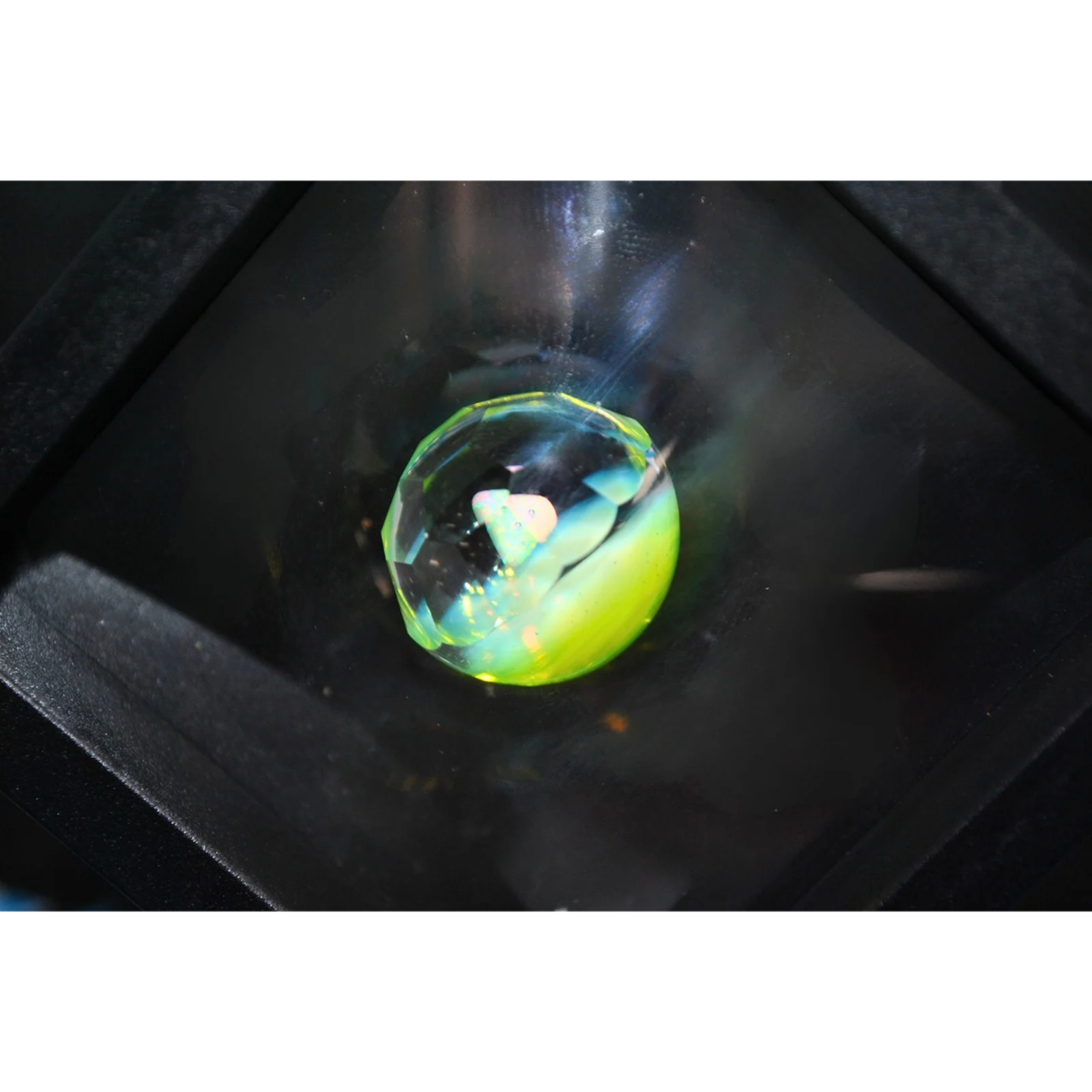 Preview pic of Faceted top marble with opal "Slyme"