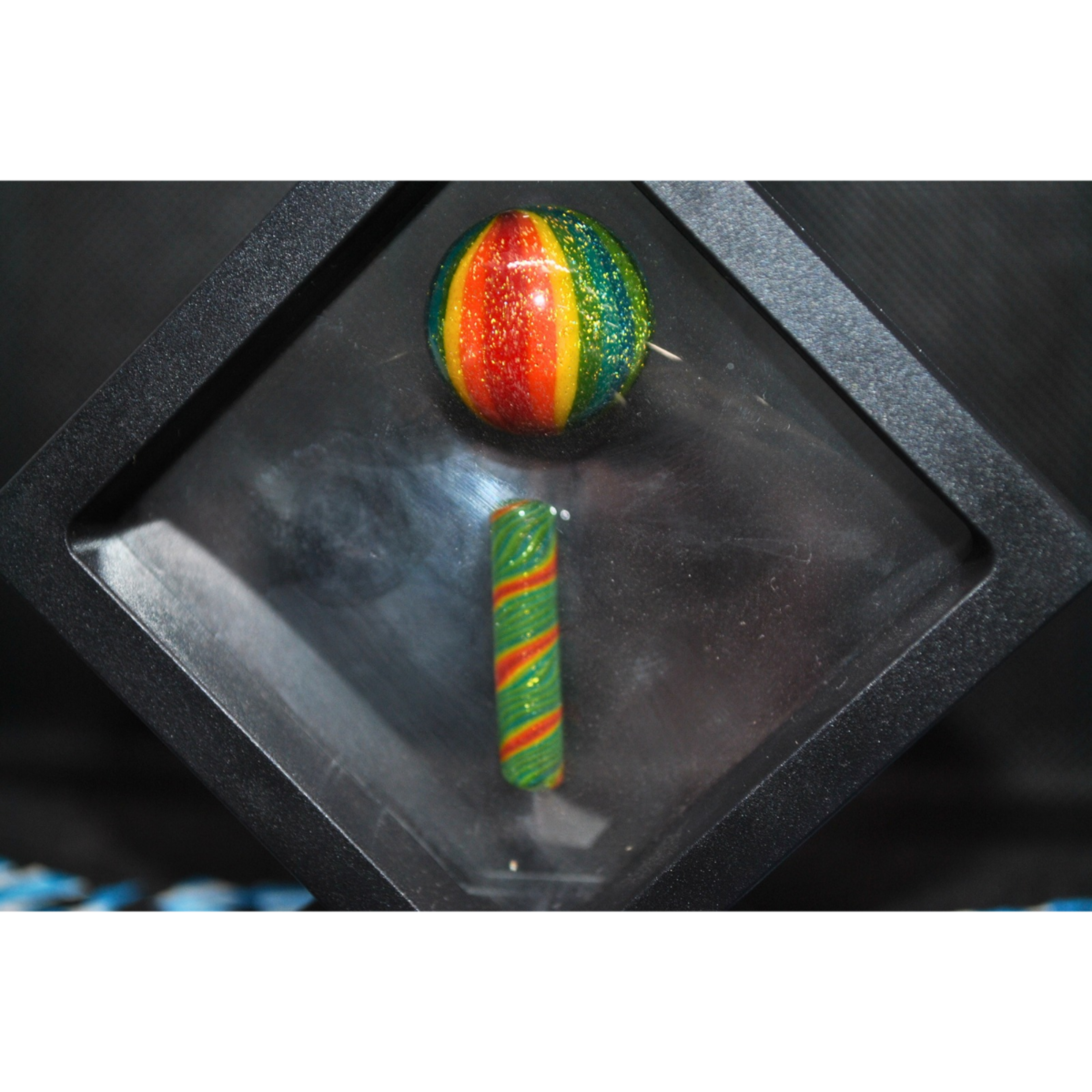 Preview pic of Rainbow Dichro marble and pillar set