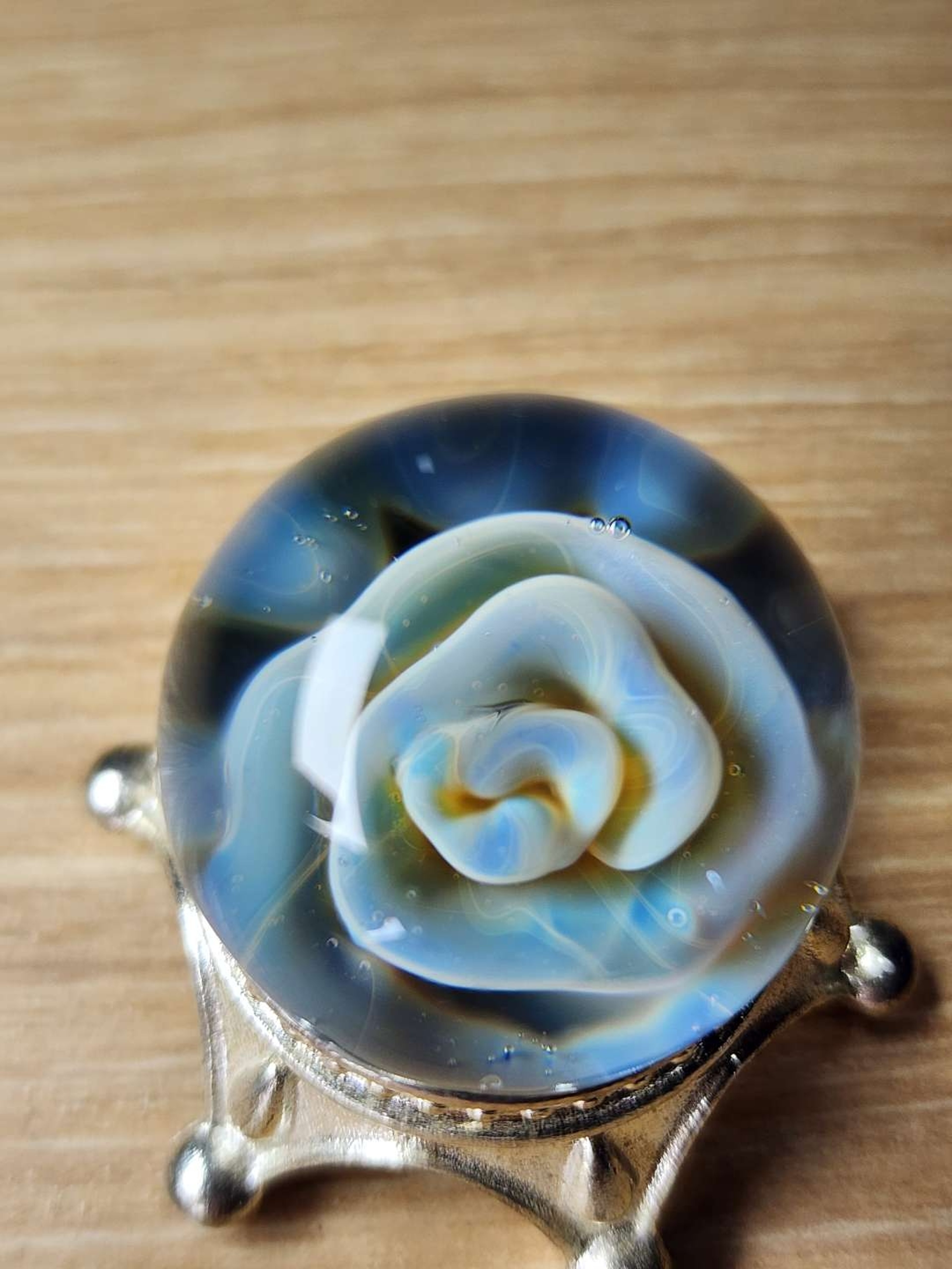 Preview pic of SILVER Fumed Rose