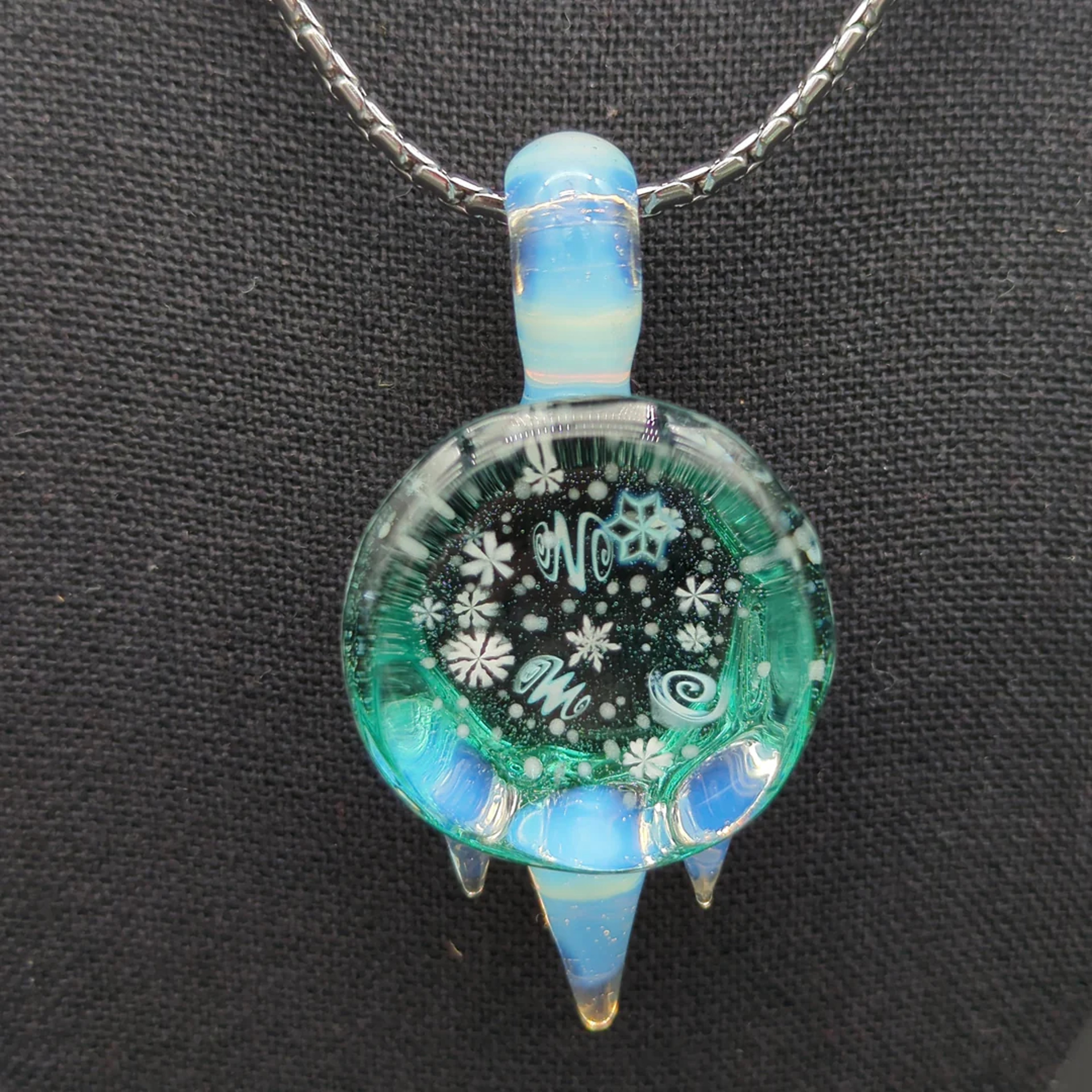 Preview pic of CHAKA GLASS AQUAMARINE BLIZZARD PENDANT
