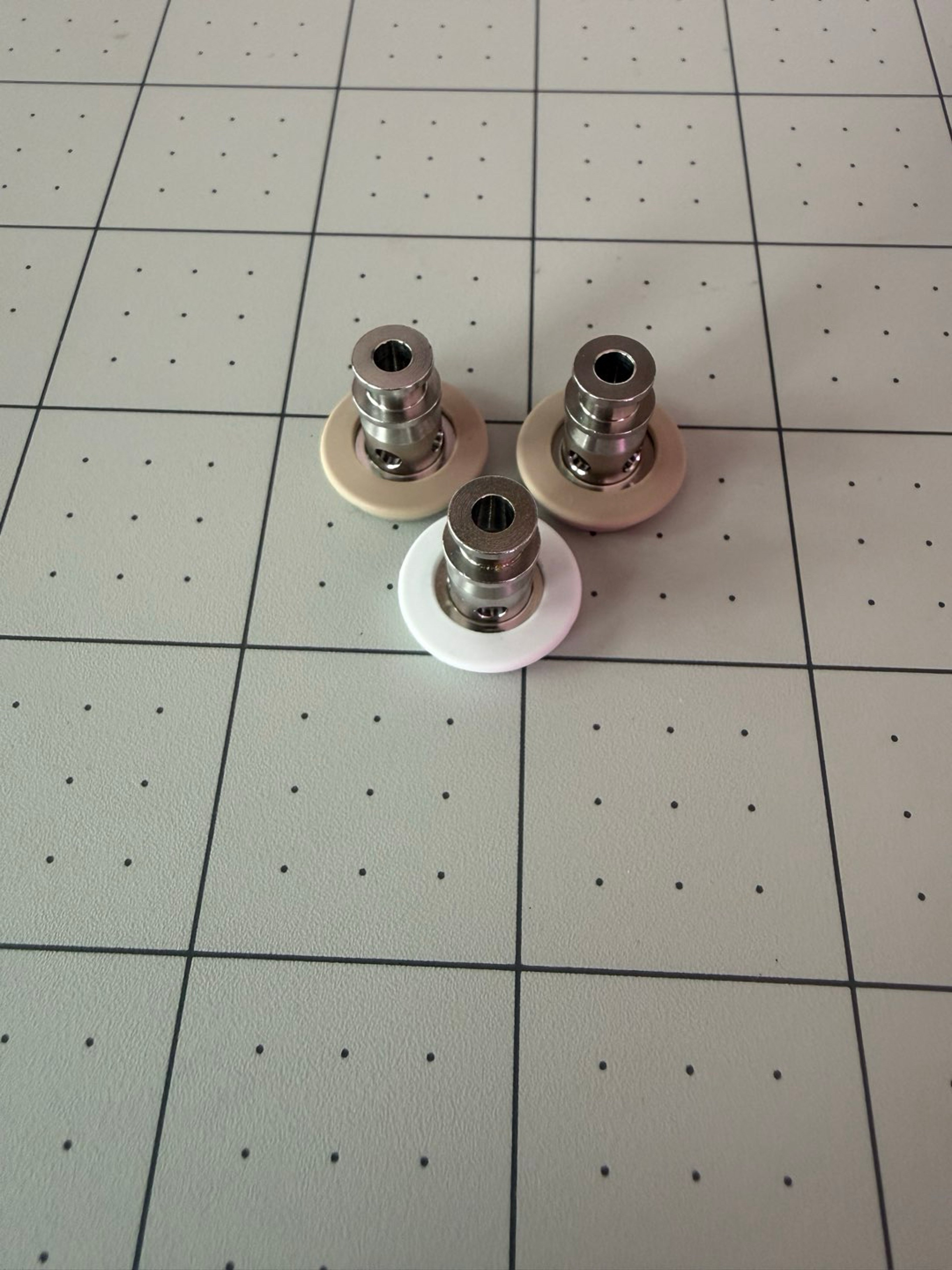 Preview pic of Puffco peak pro stock metal lot of three joystick only two tan one white