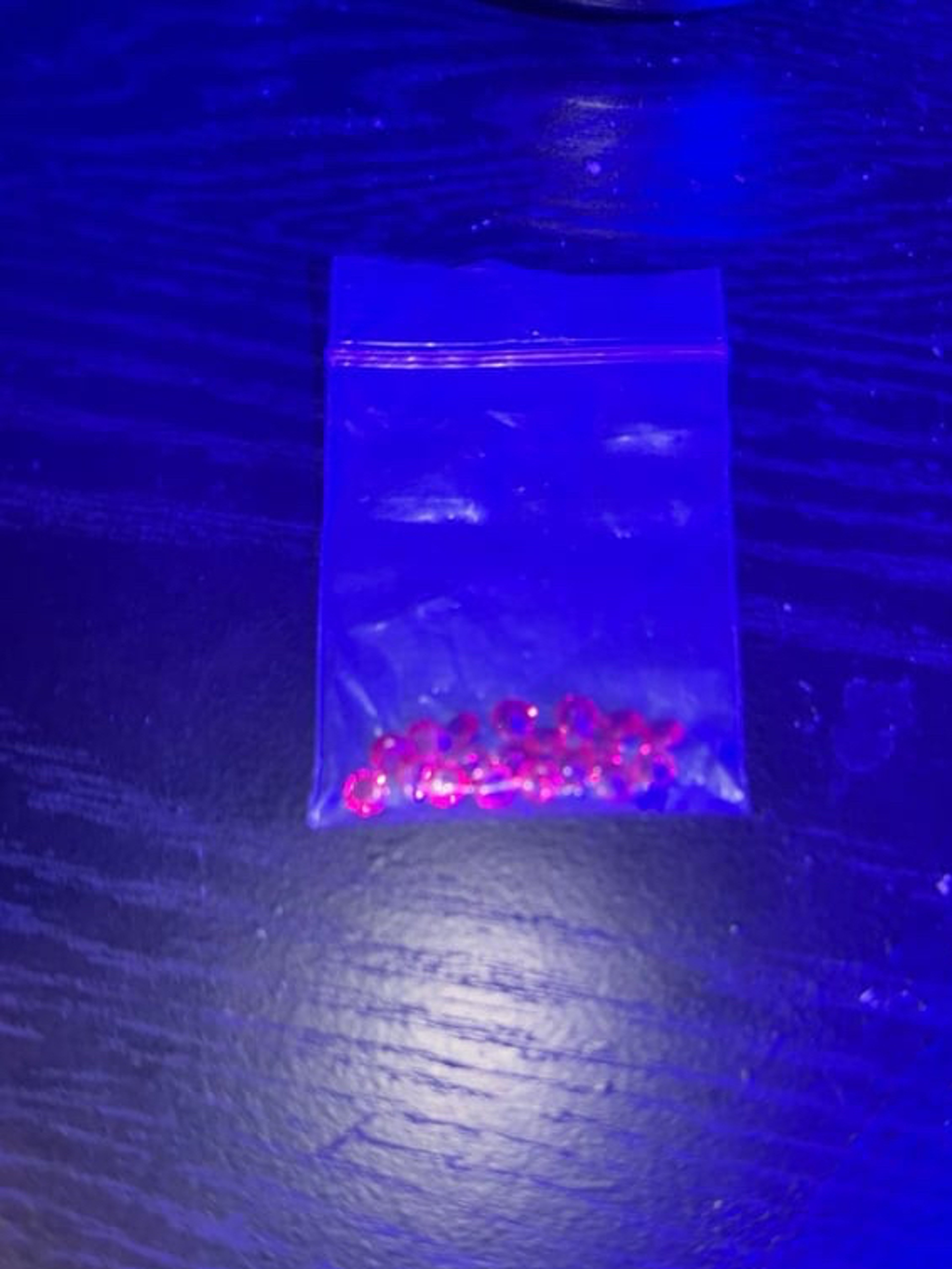 Preview pic of Ruby 5mm diamond facetted pearls