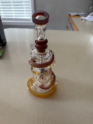 Preview pic of VIP Glass Drippy Recycler
