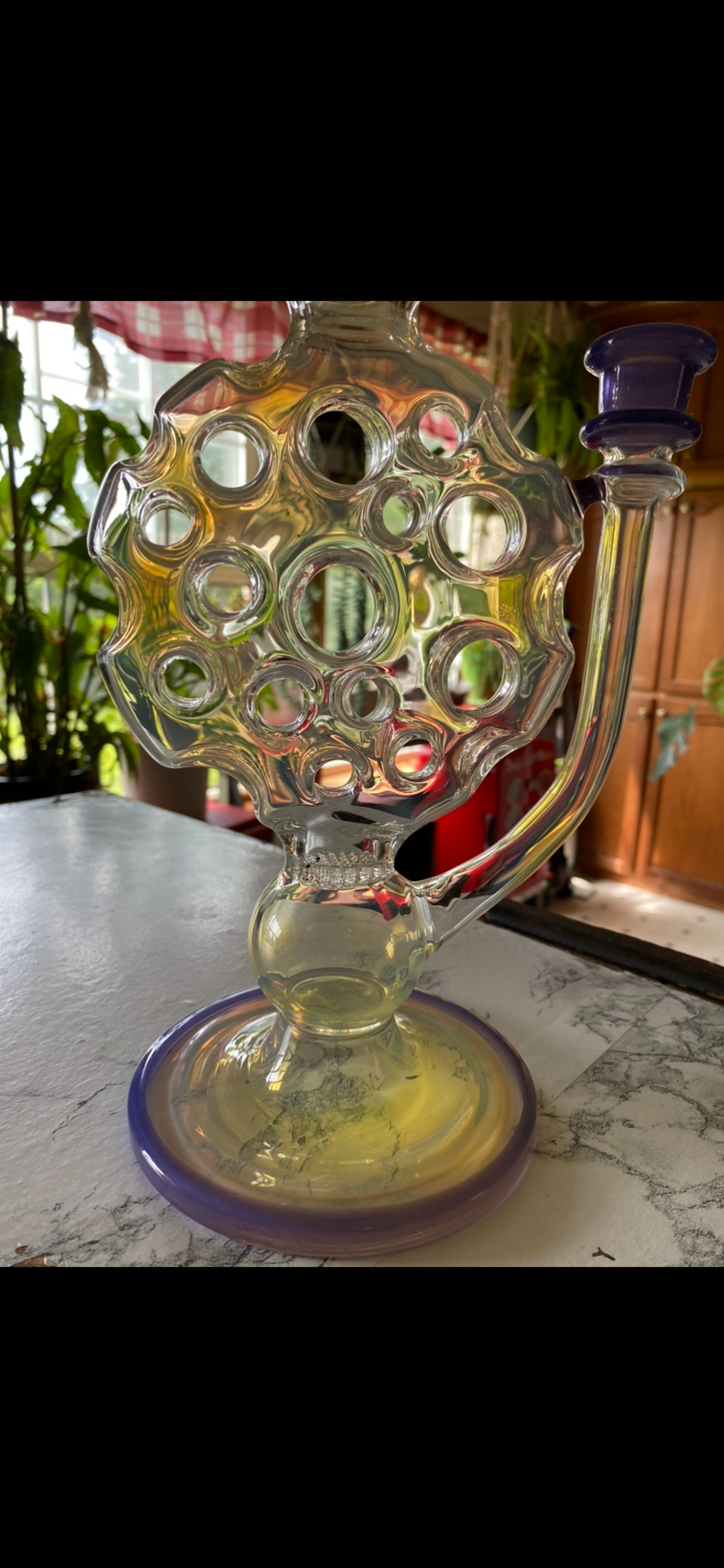 Preview pic of Uzzi Fumed Swiss Perc