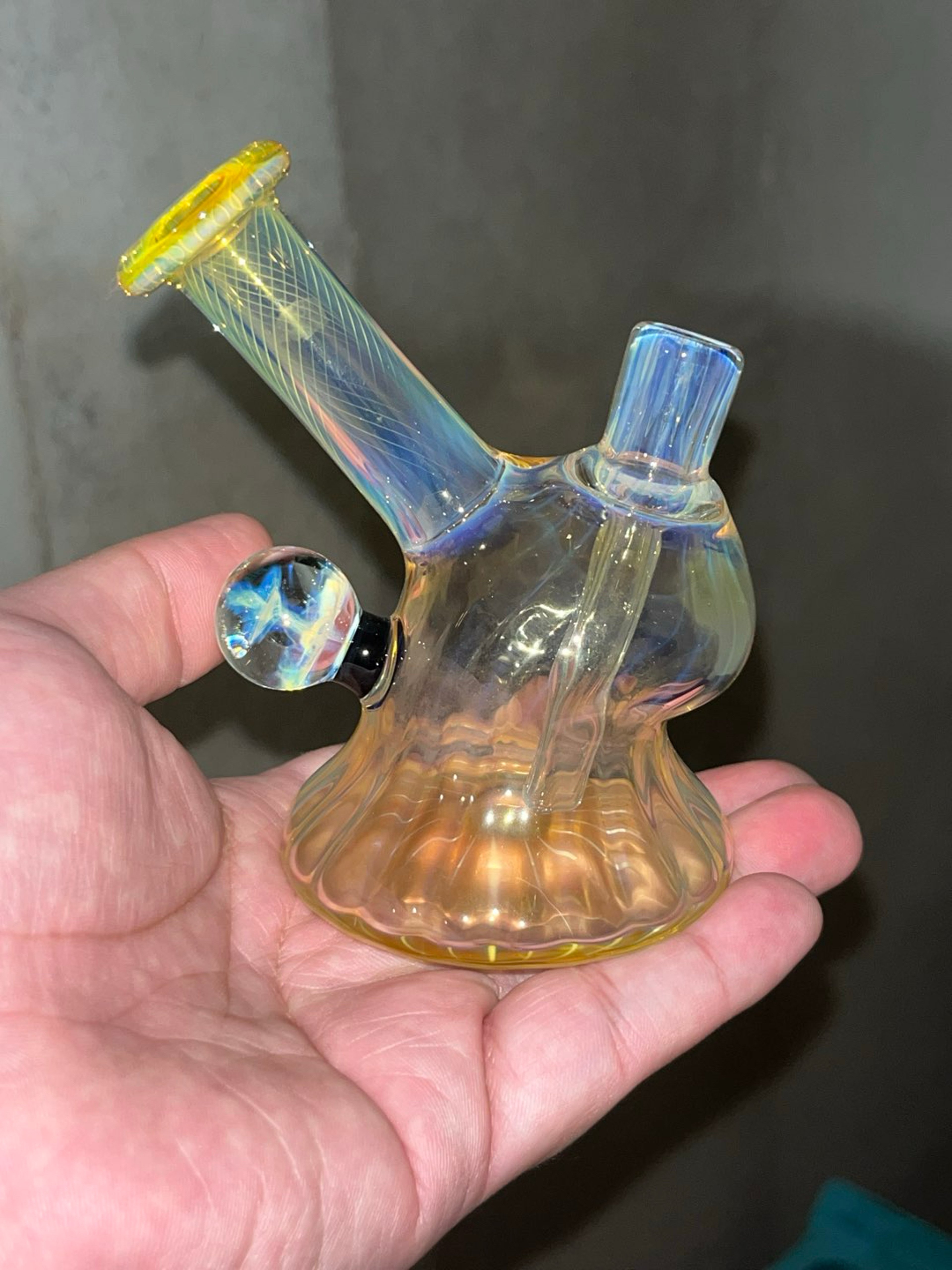 Worm glass 2017 image 0