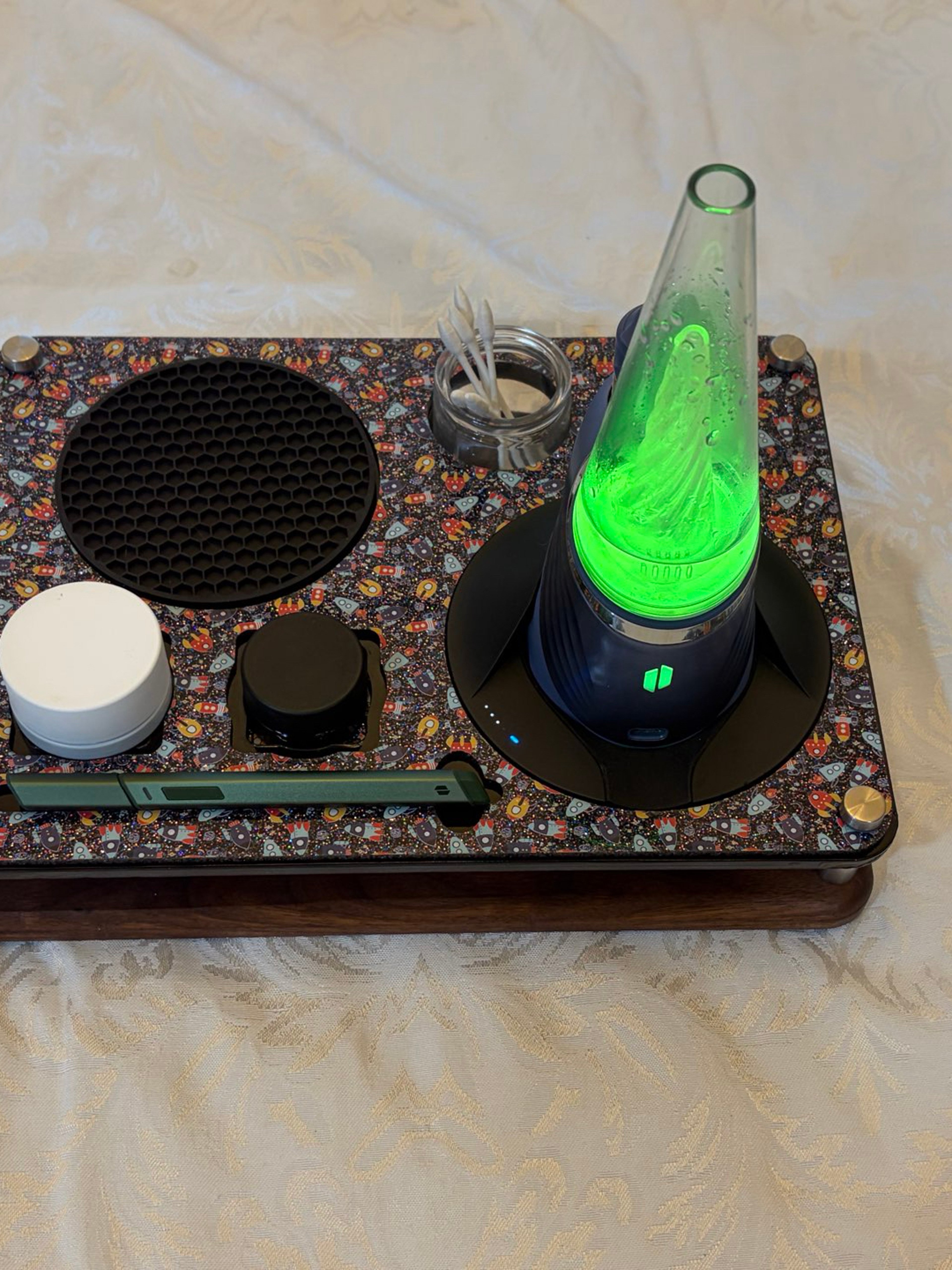 PuffCo Peak Pro Power Dock Tray with Spaceship Acrylic and Walnut Base image 0