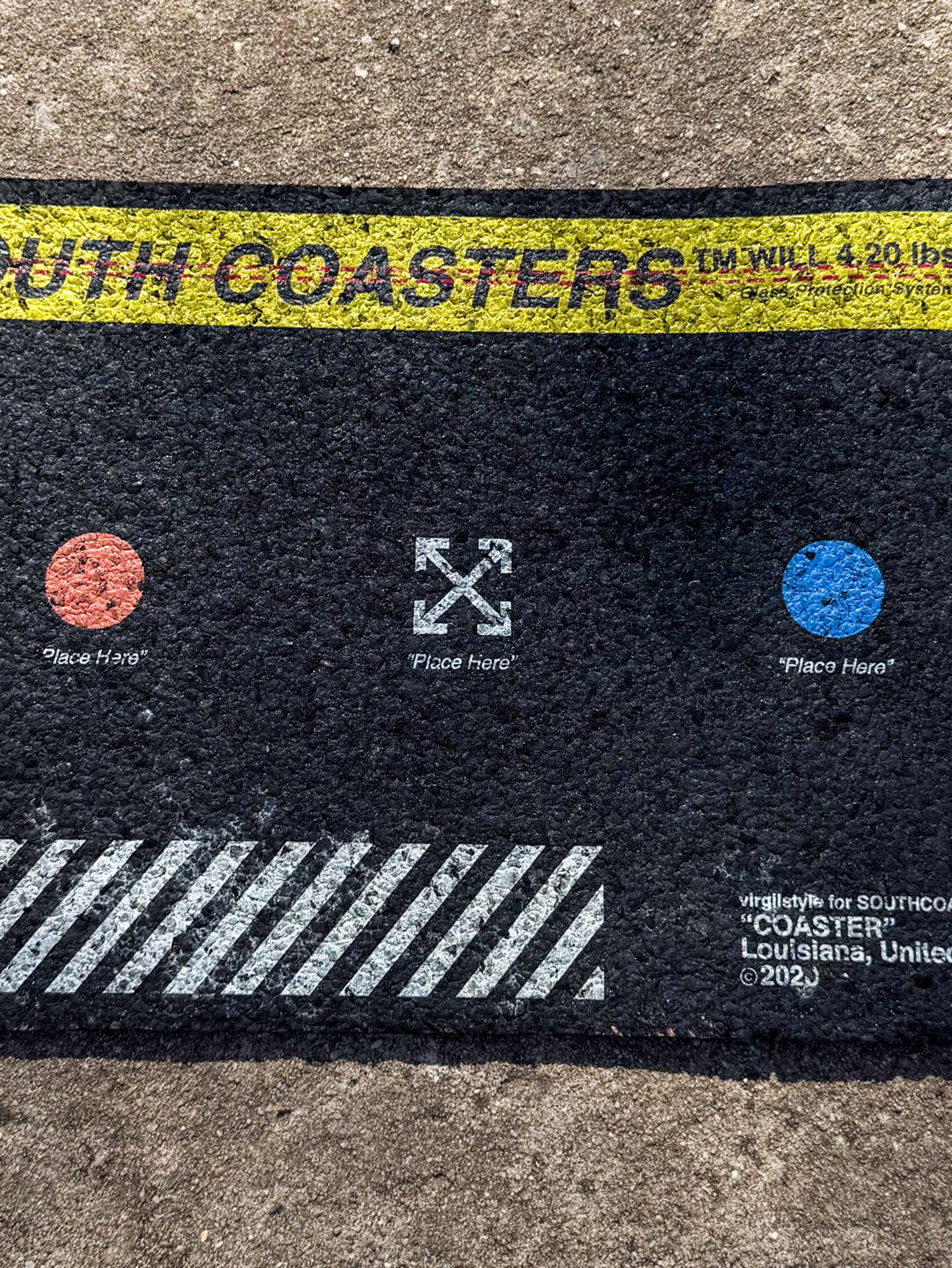 Preview pic of ‘Off-White’ x South Coasters XL Moodmat