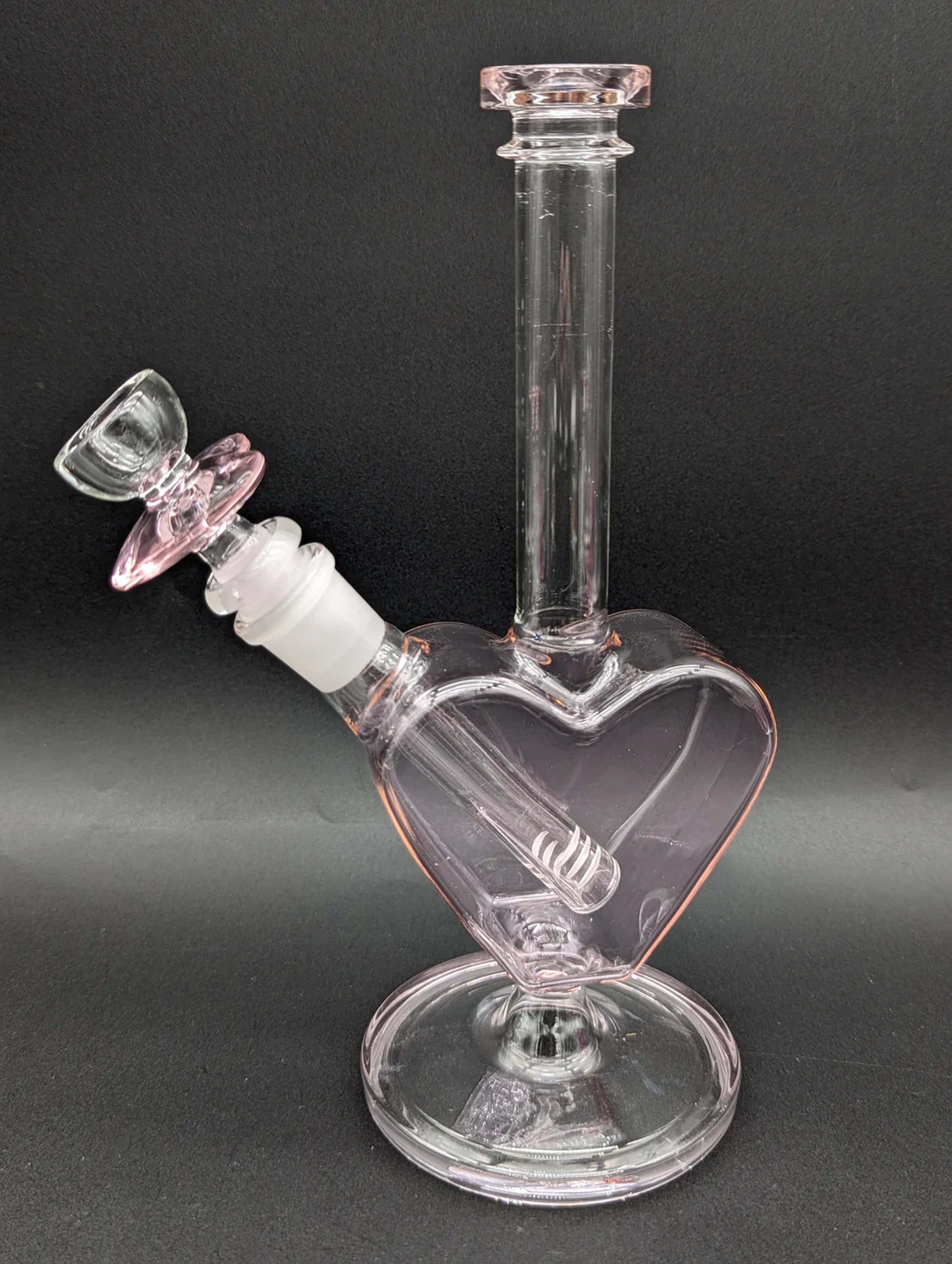 Preview pic of HEART SHAPED BONG W/ MATCHING SLIDE