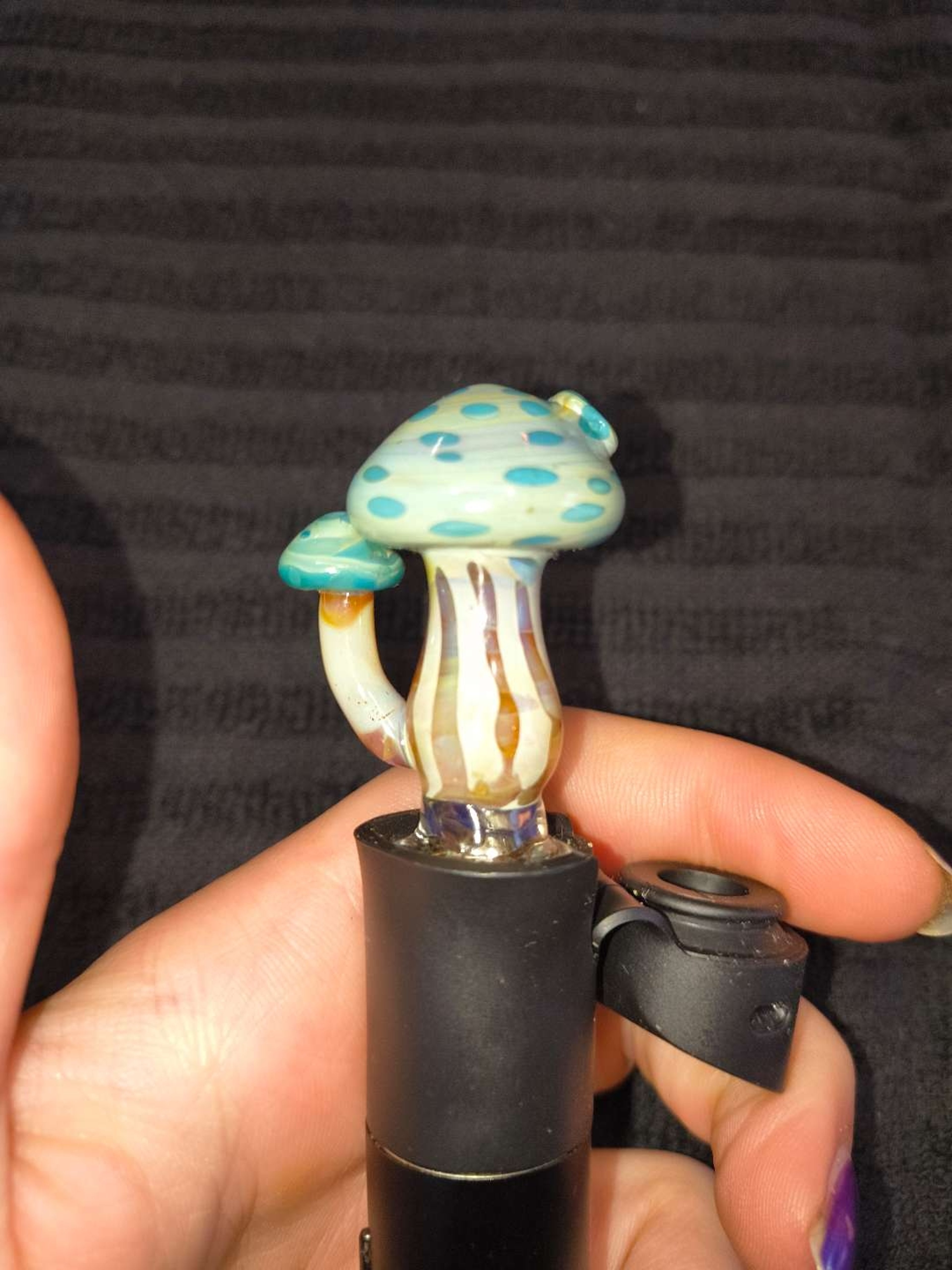Preview pic of Mushroom Pivot Top