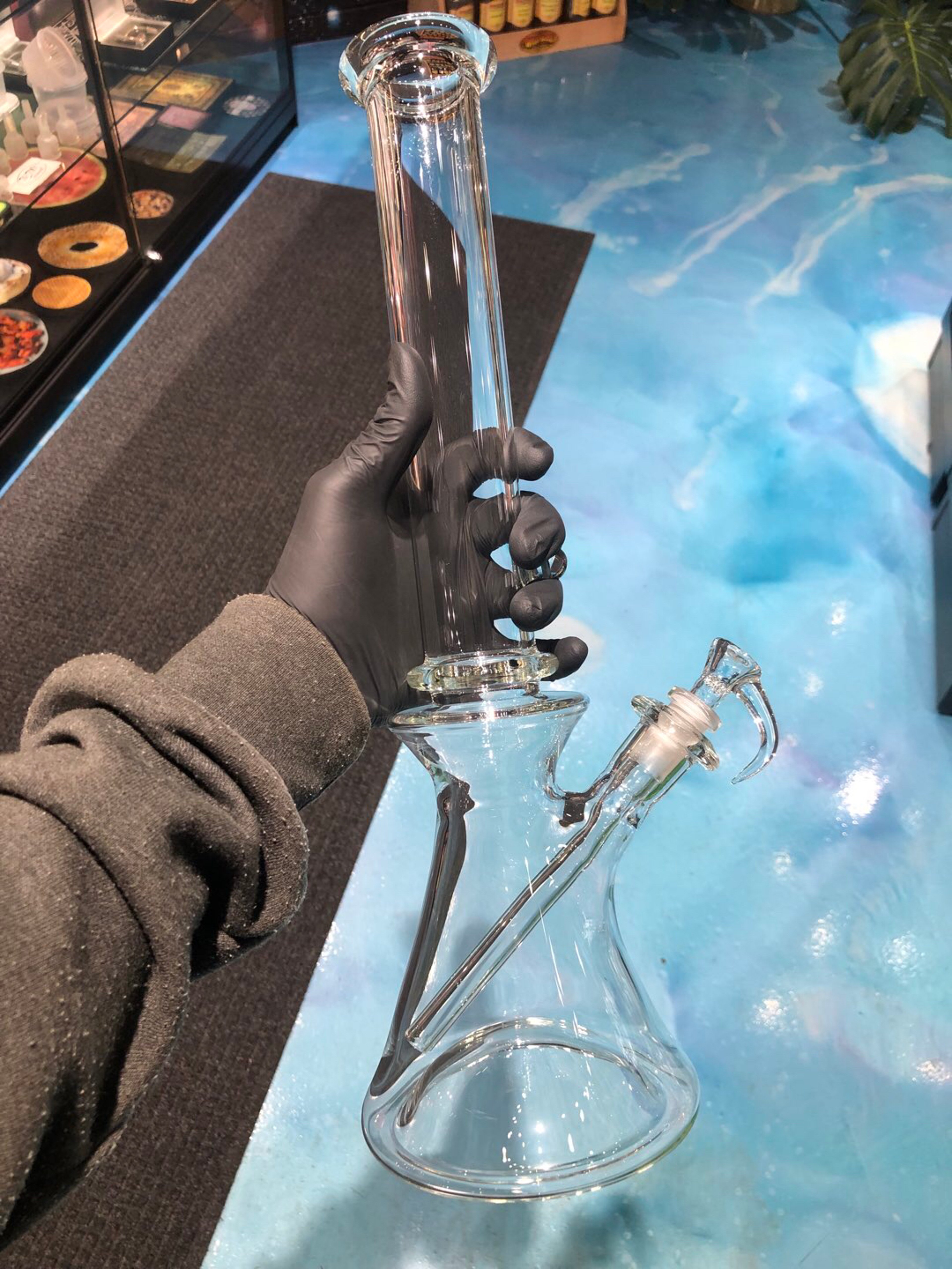 Clear beaker bong image 0