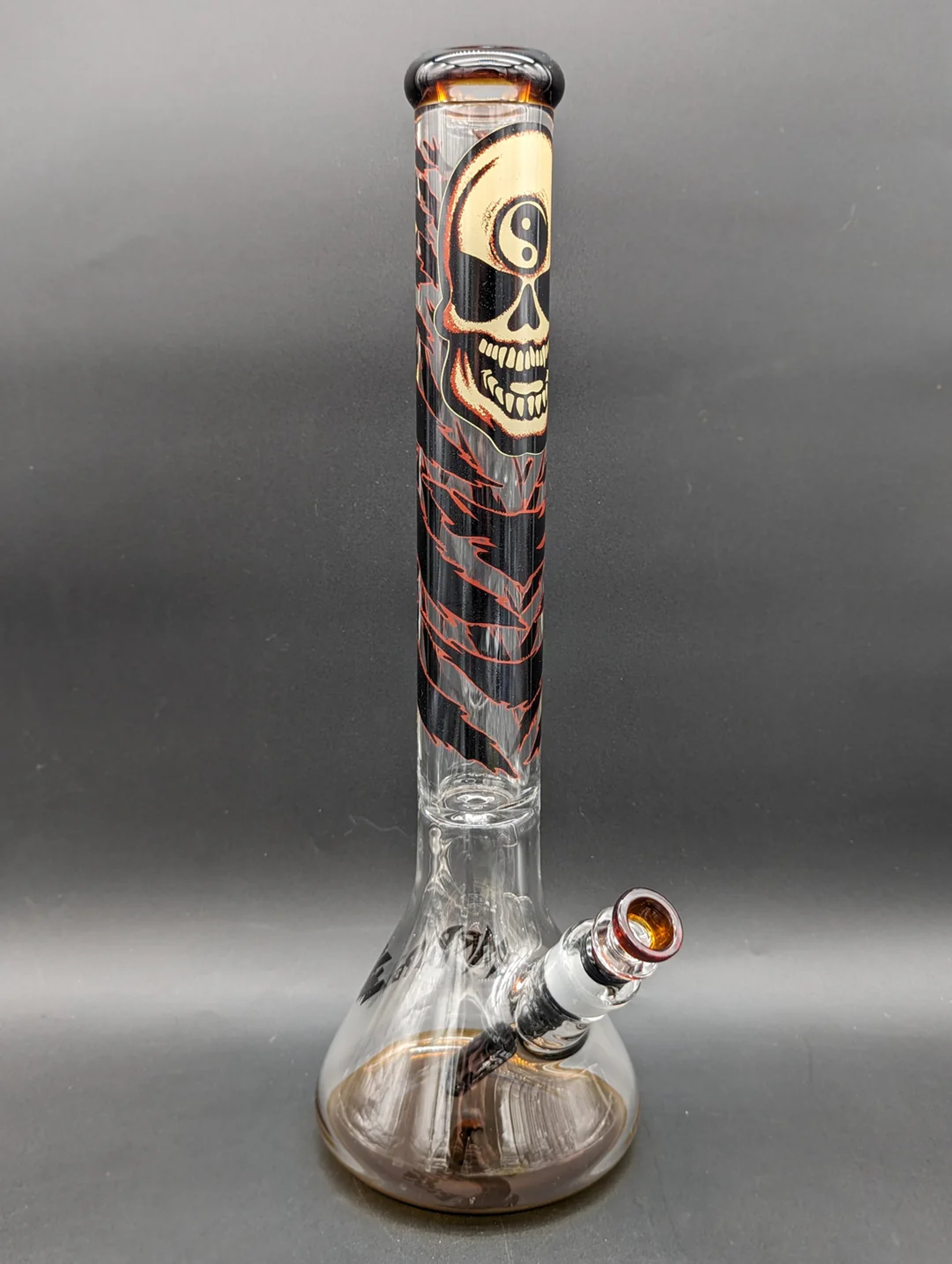 RVD GLASS SKULL INVASION BEAKER BONG image 0