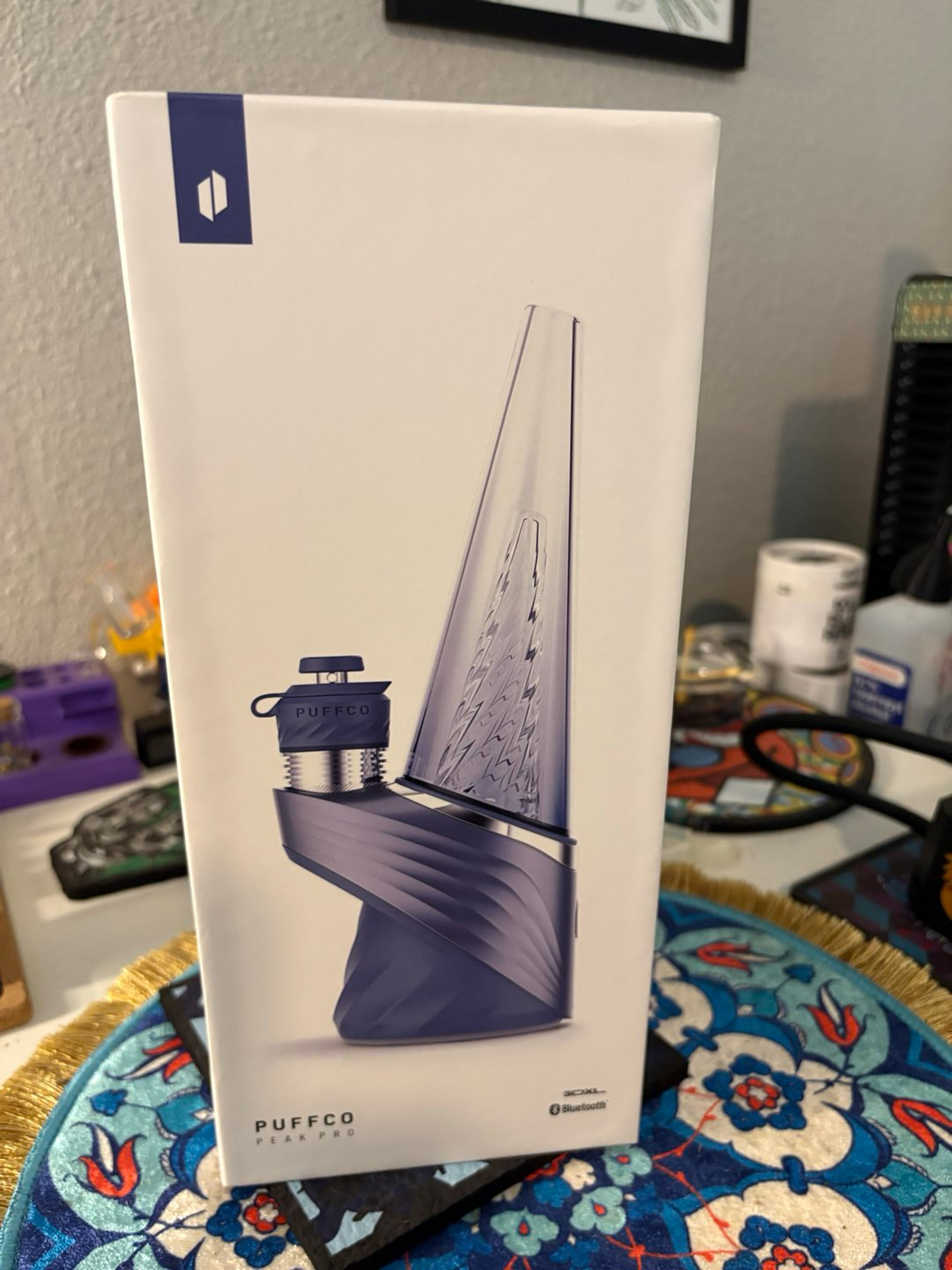 Preview pic of Puffco peak pro storm edition