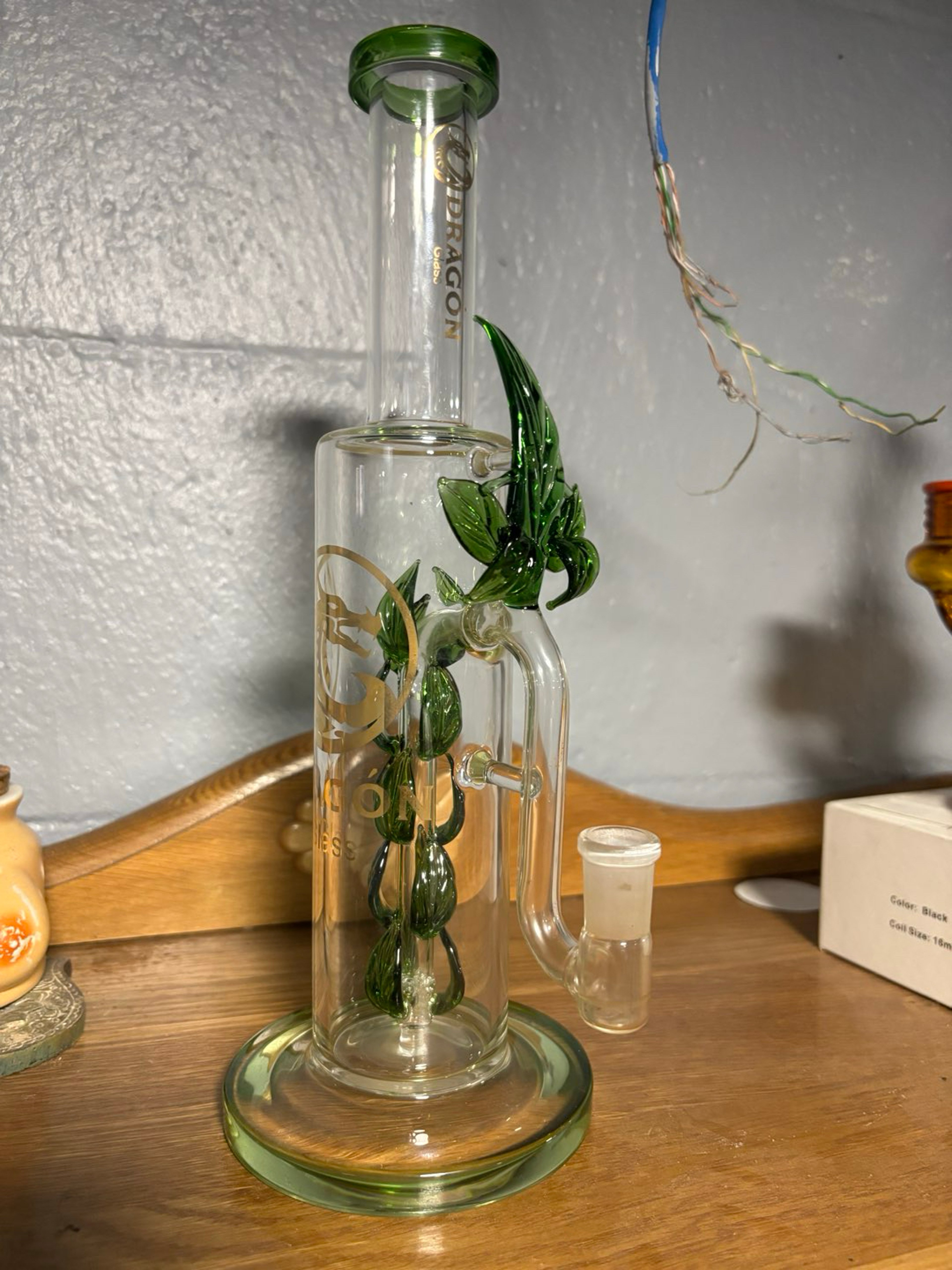 Preview pic of Dragon Glass Beaker Bong