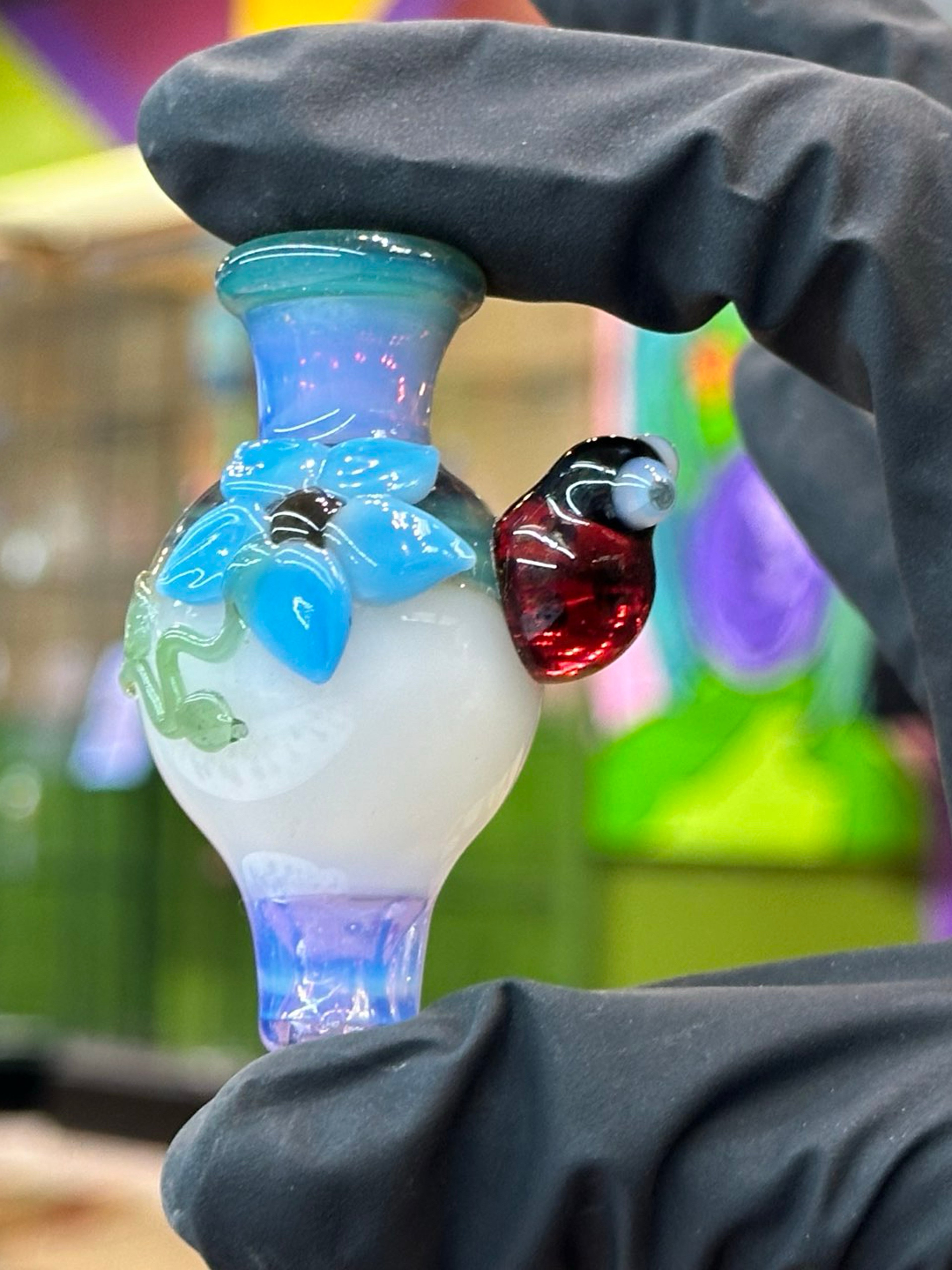 Preview pic of Lady Bug / Flower Carb Cap