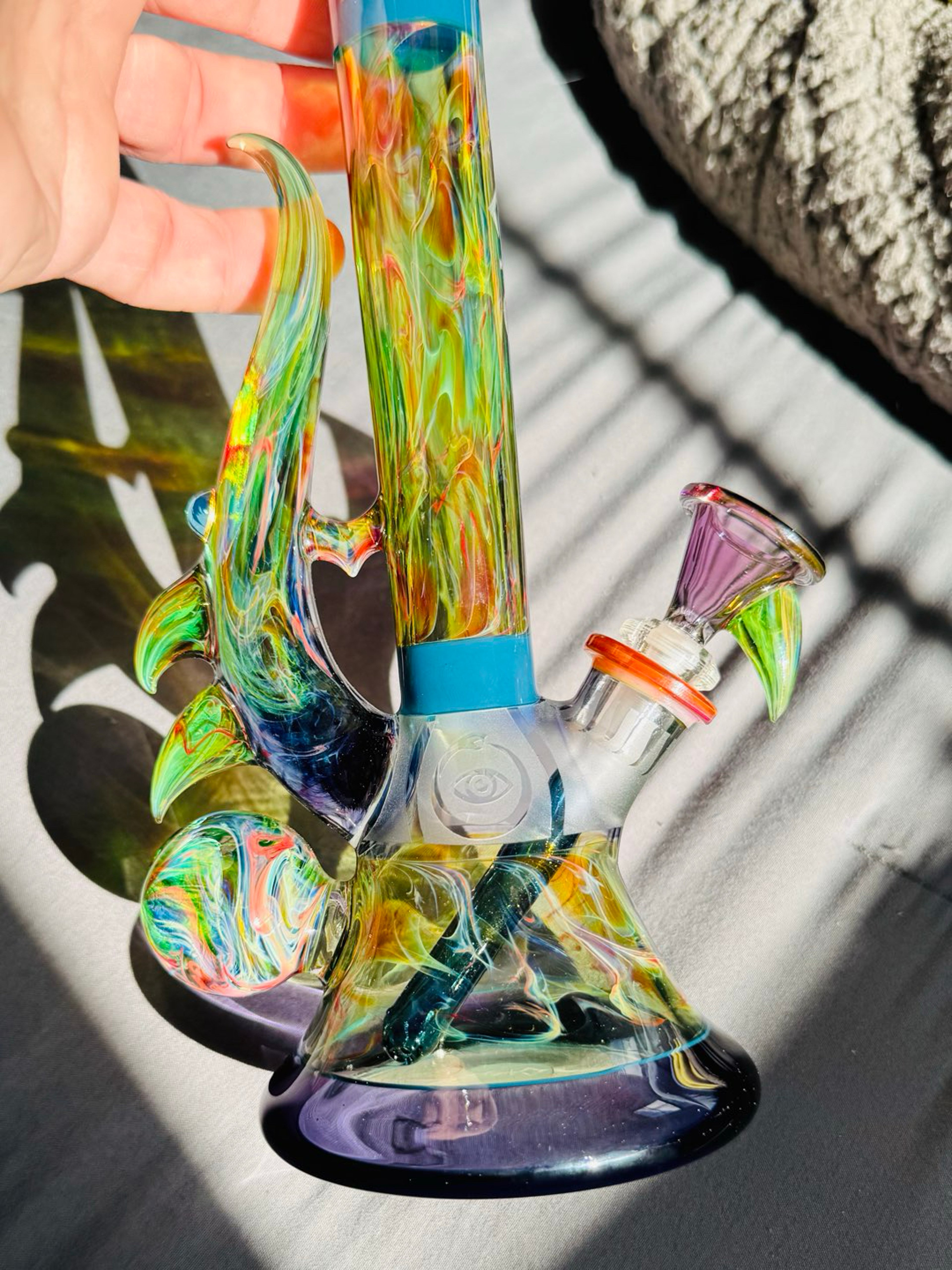 Preview pic of RARE JDZ FULLY WORKED UV ACCENT BEAKER 10mm blue stardust custom green loki 🧐🤙